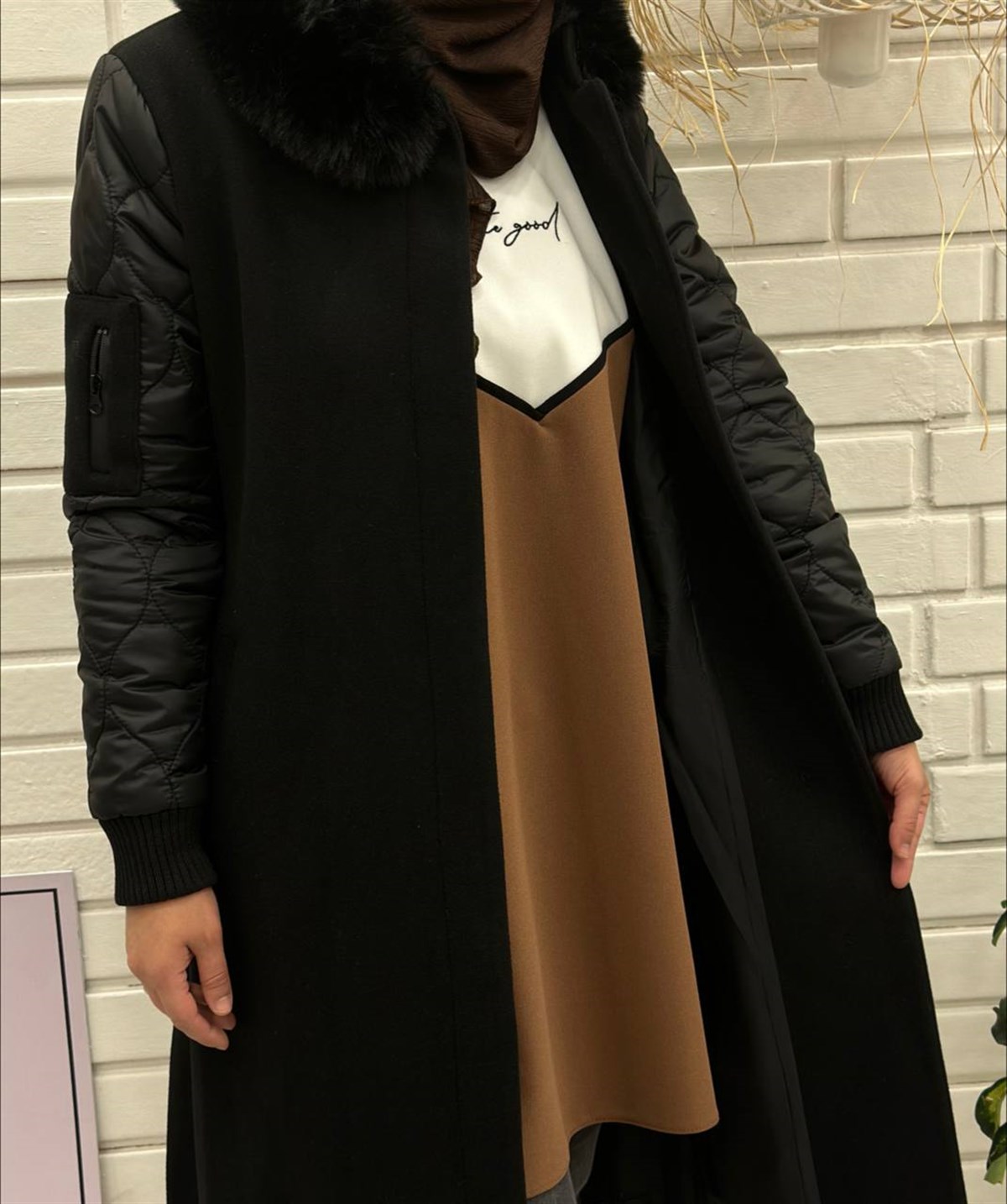Kürk Yaka Düğmeli Kaşe Kaban