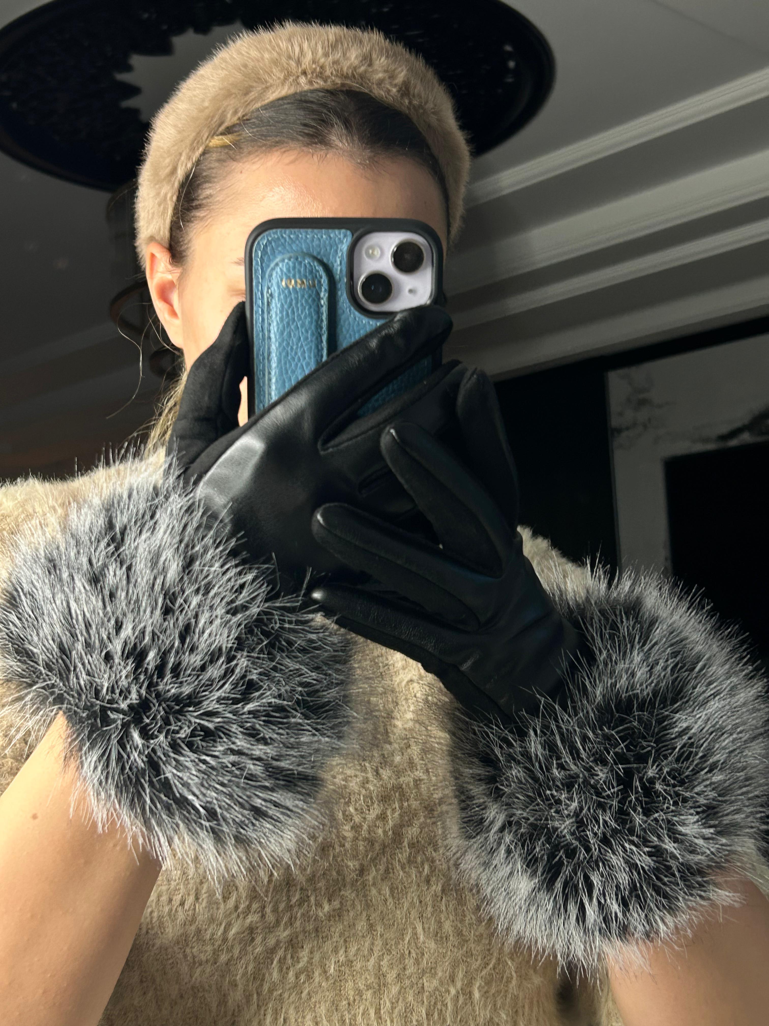 JF Bileği Kürklü İçi Süet Deri Eldiven - Gri