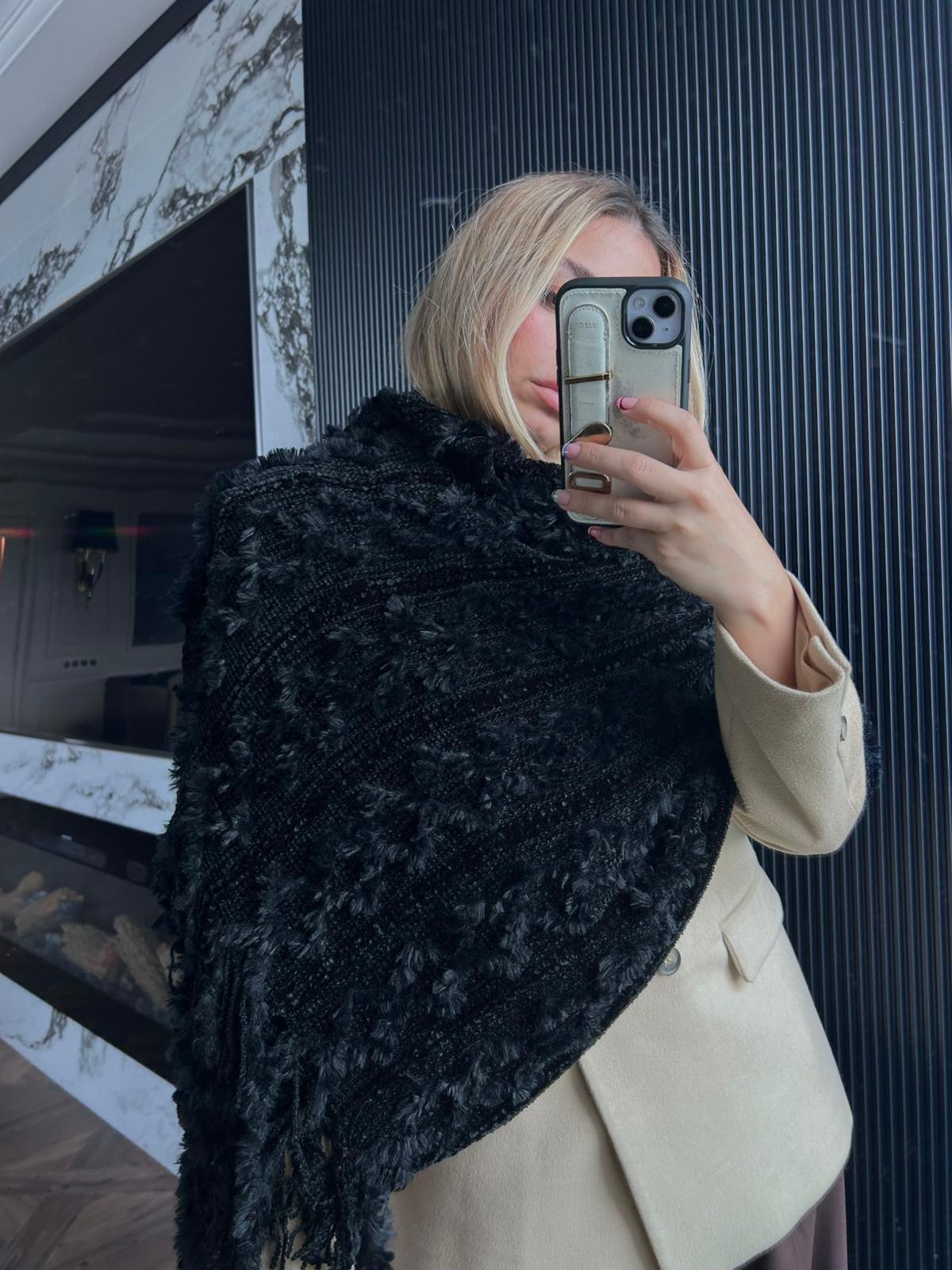 JF Kırçıllı Püsküllü Etol - Siyah