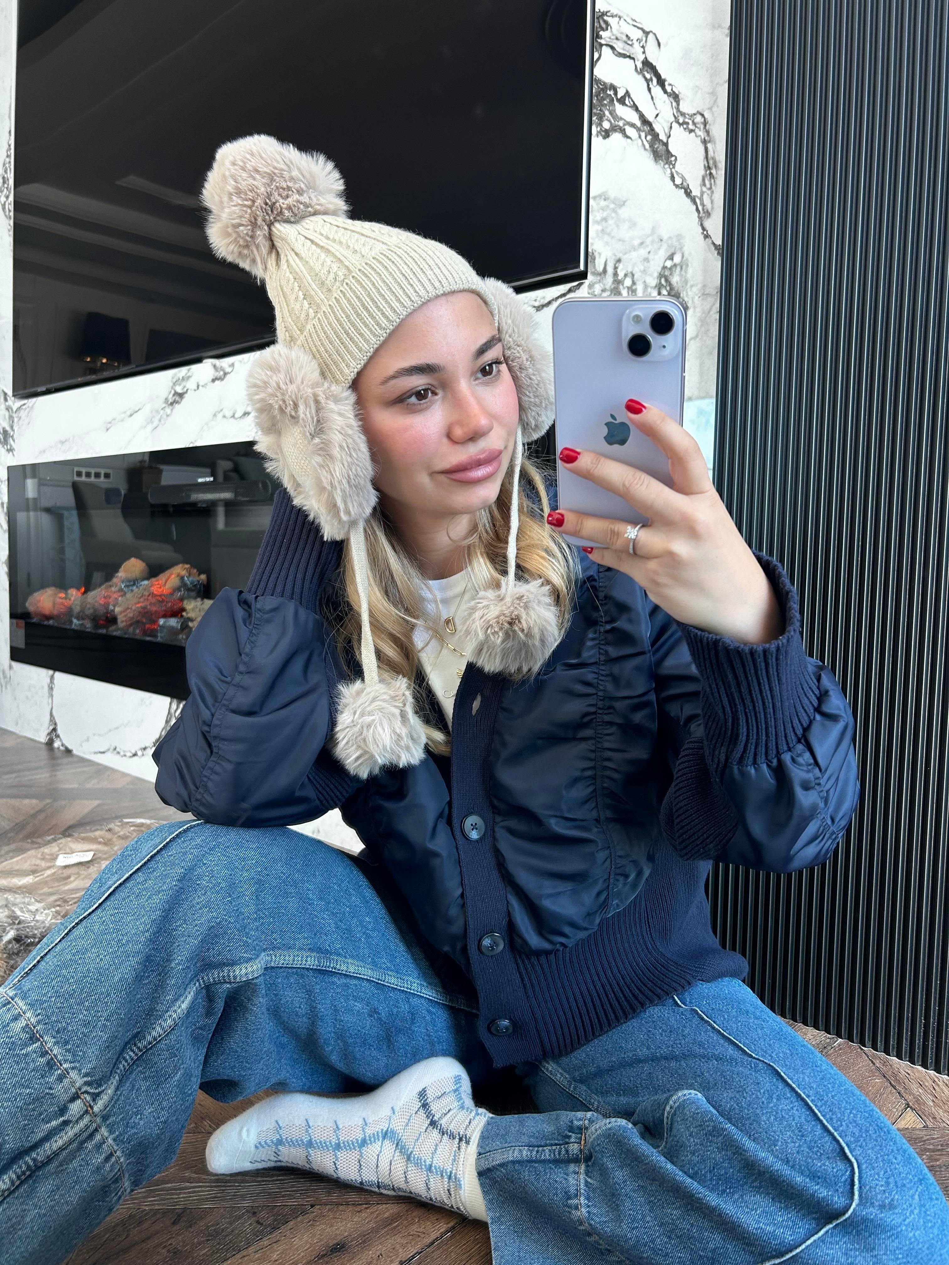 JF Kulaklıklı Ponponlu Triko Bere - Bej