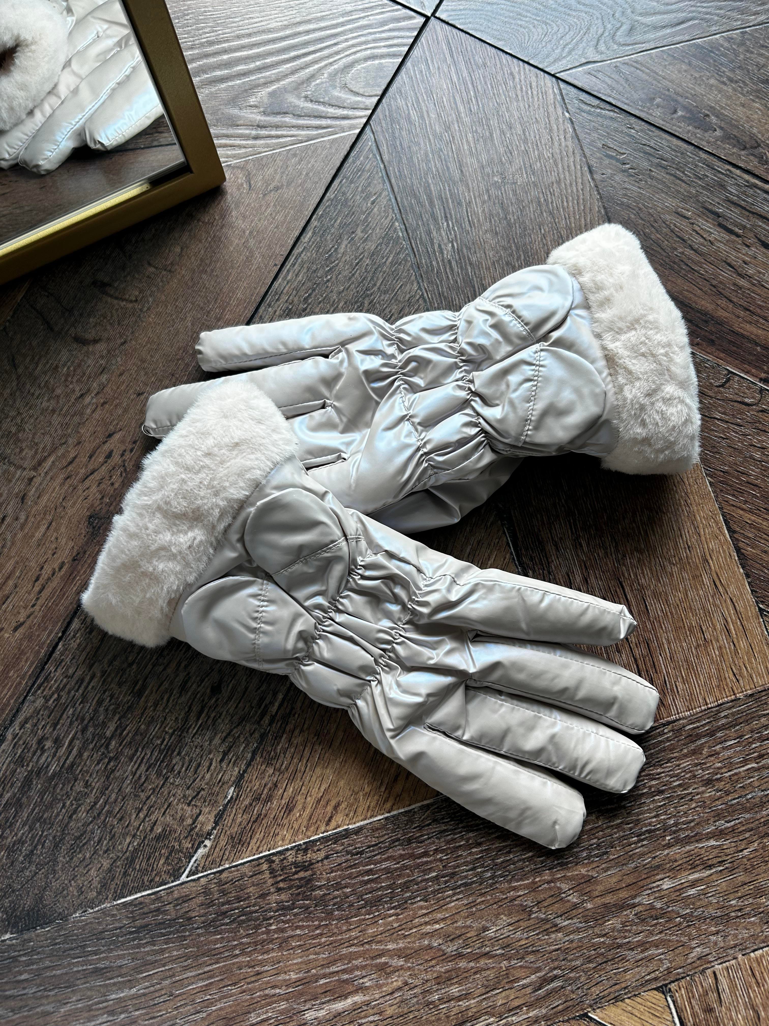 JF Yağmurluk Kumaş Kürklü Eldiven - Bej