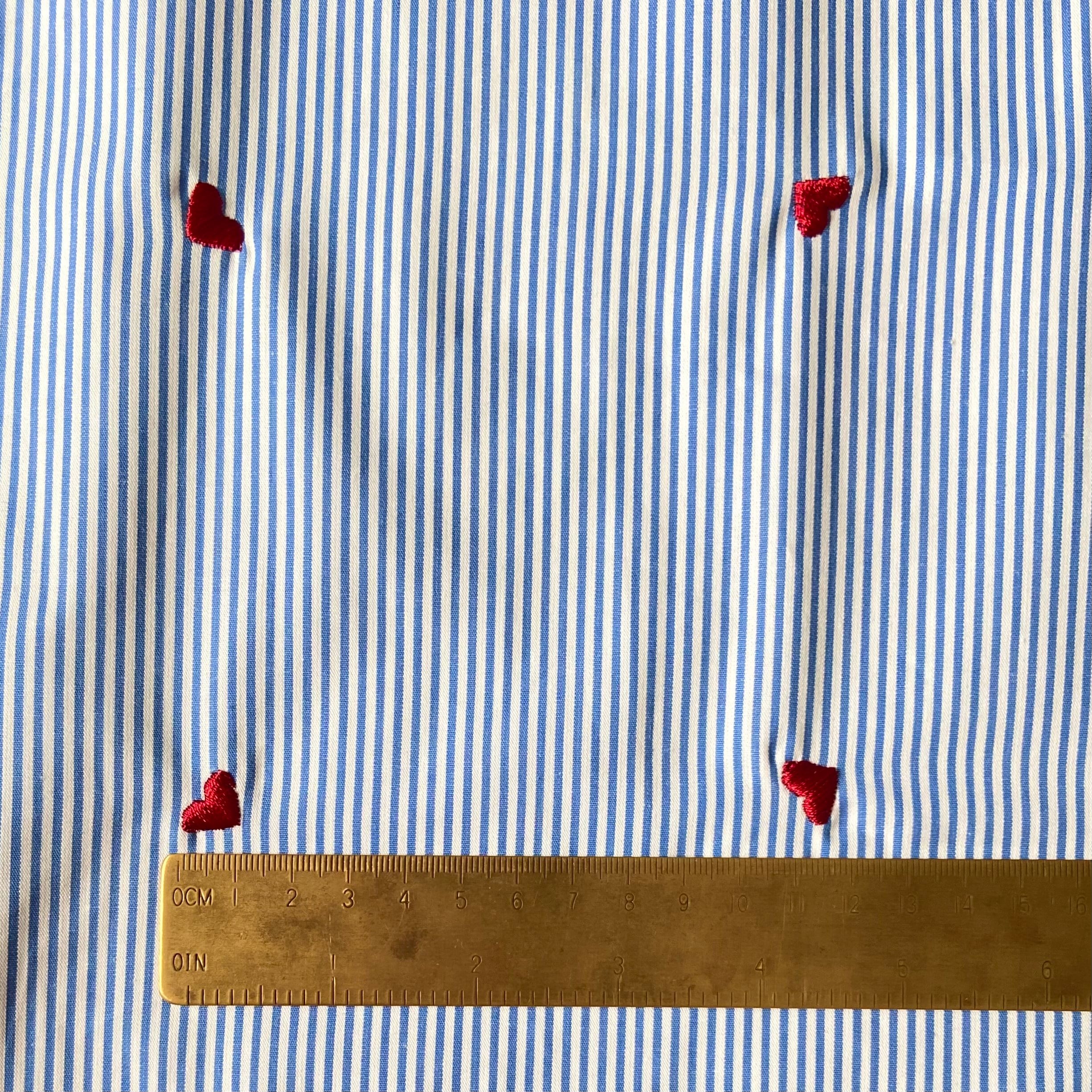| OUTLET | Kalp Nakışlı Poplin Kumaş