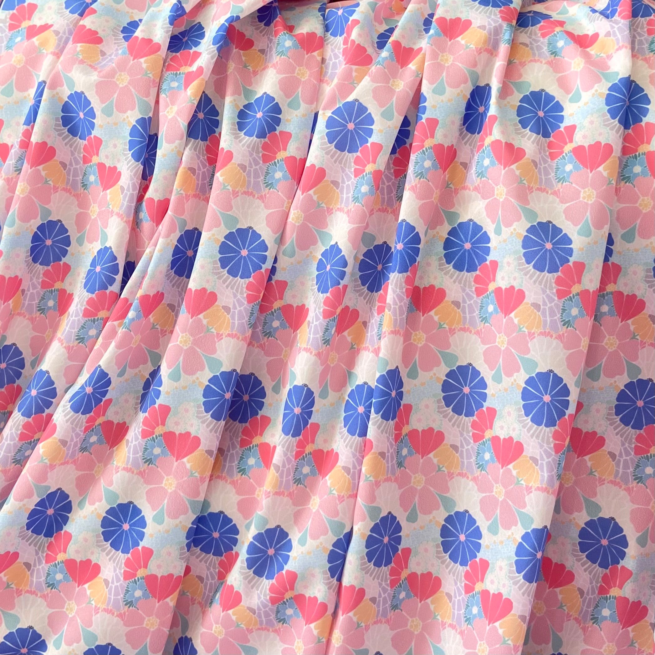 Abstract Flowers Krep Kumaş