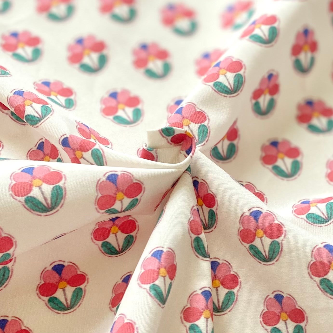 Bloom Poplin Kumaş