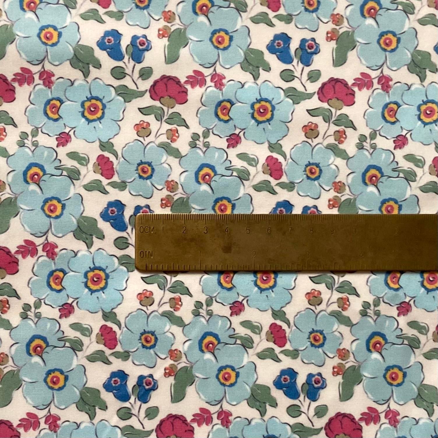Blue Petals Poplin Kumaş