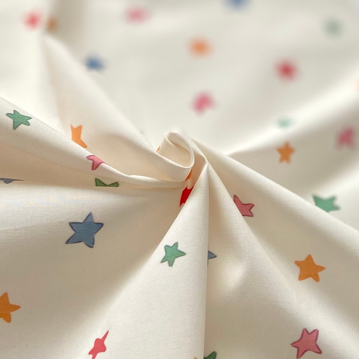 Colorful Stars Poplin Kumaş