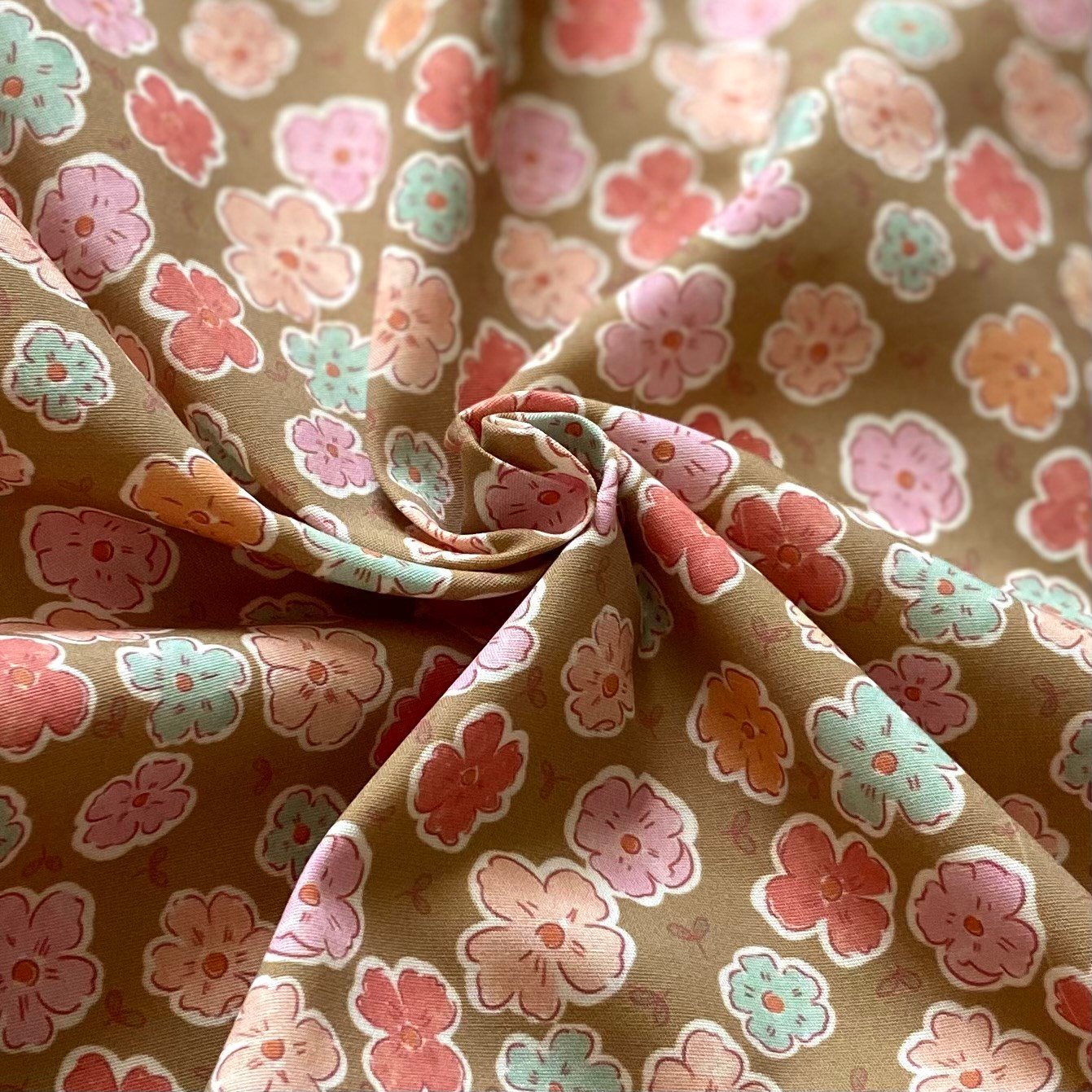 Cute Daisies - Green Poplin Kumaş