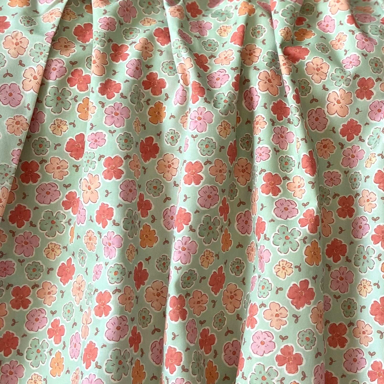 Cute Daisies - Mint Poplin Kumaş