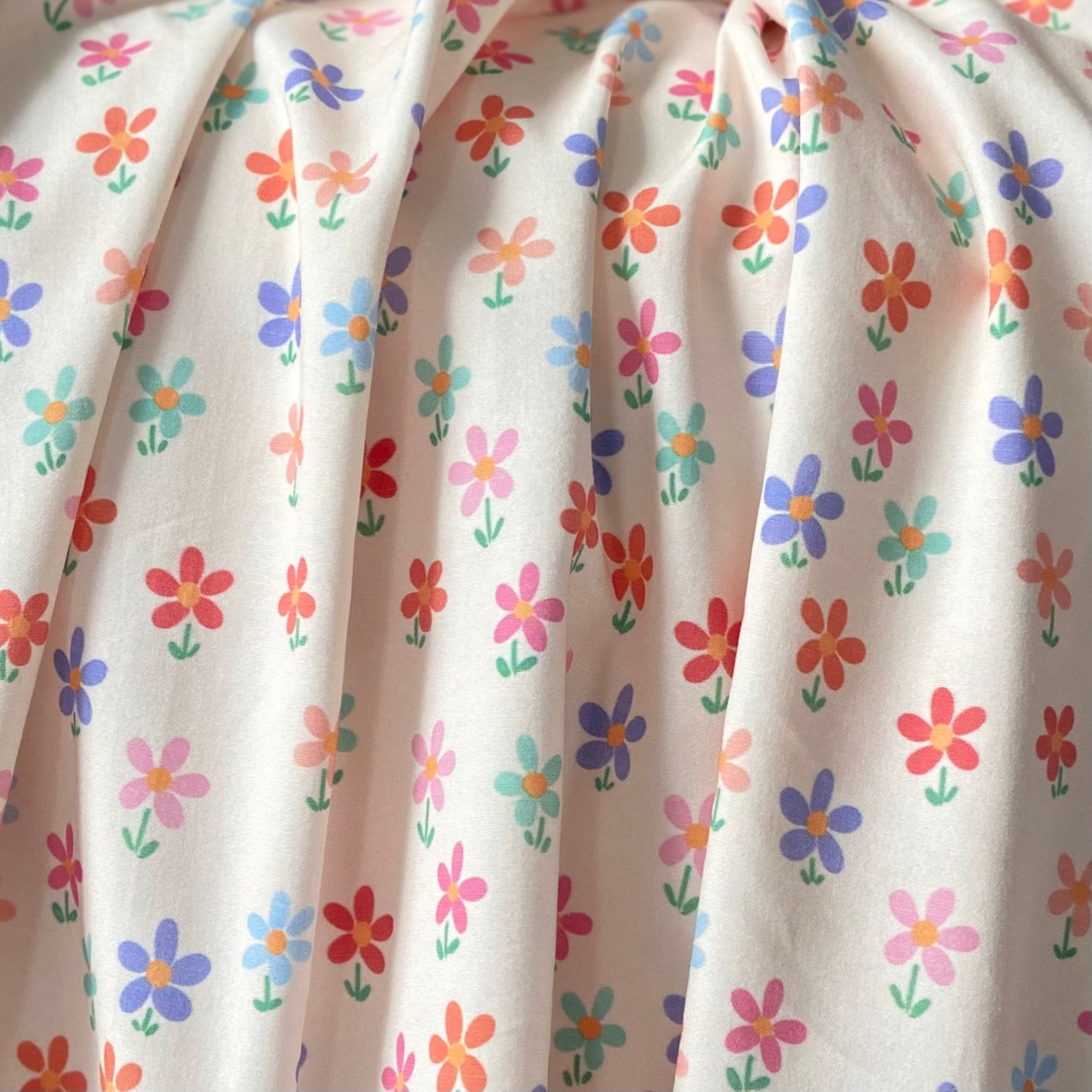 Daisy Meadow Poplin Kumaş