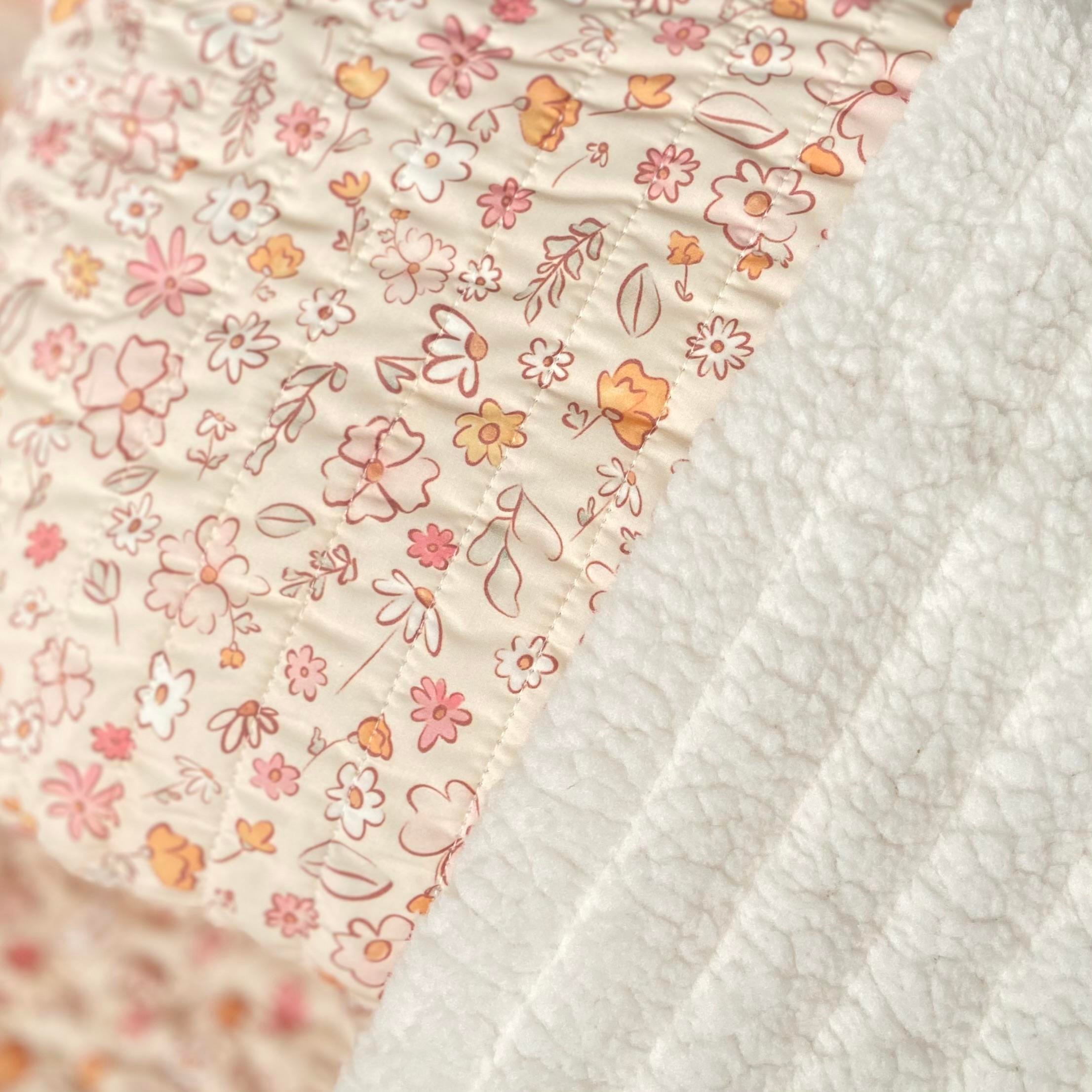 Elegant Organik Baskı Peluş Astarlı Kapitone Kumaş