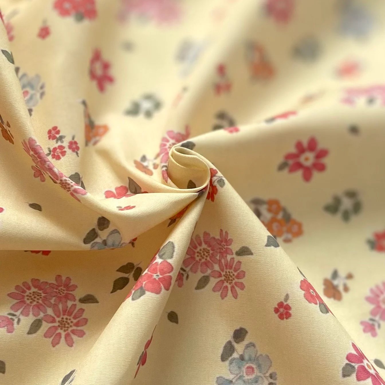 Fiona - Yellow Poplin Kumaş