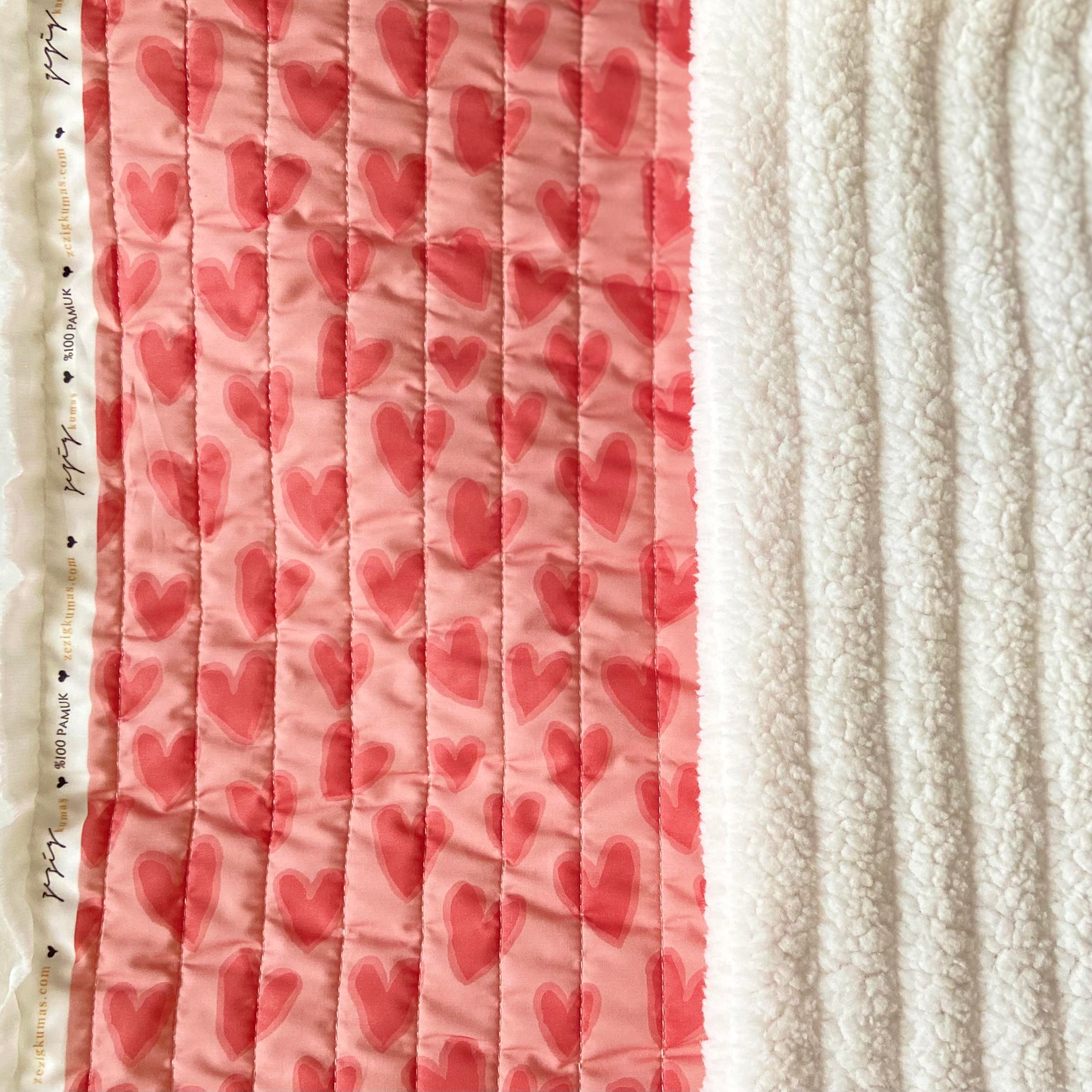 Love Hanım Organik Baskı Peluş Astarlı Kapitone Kumaş
