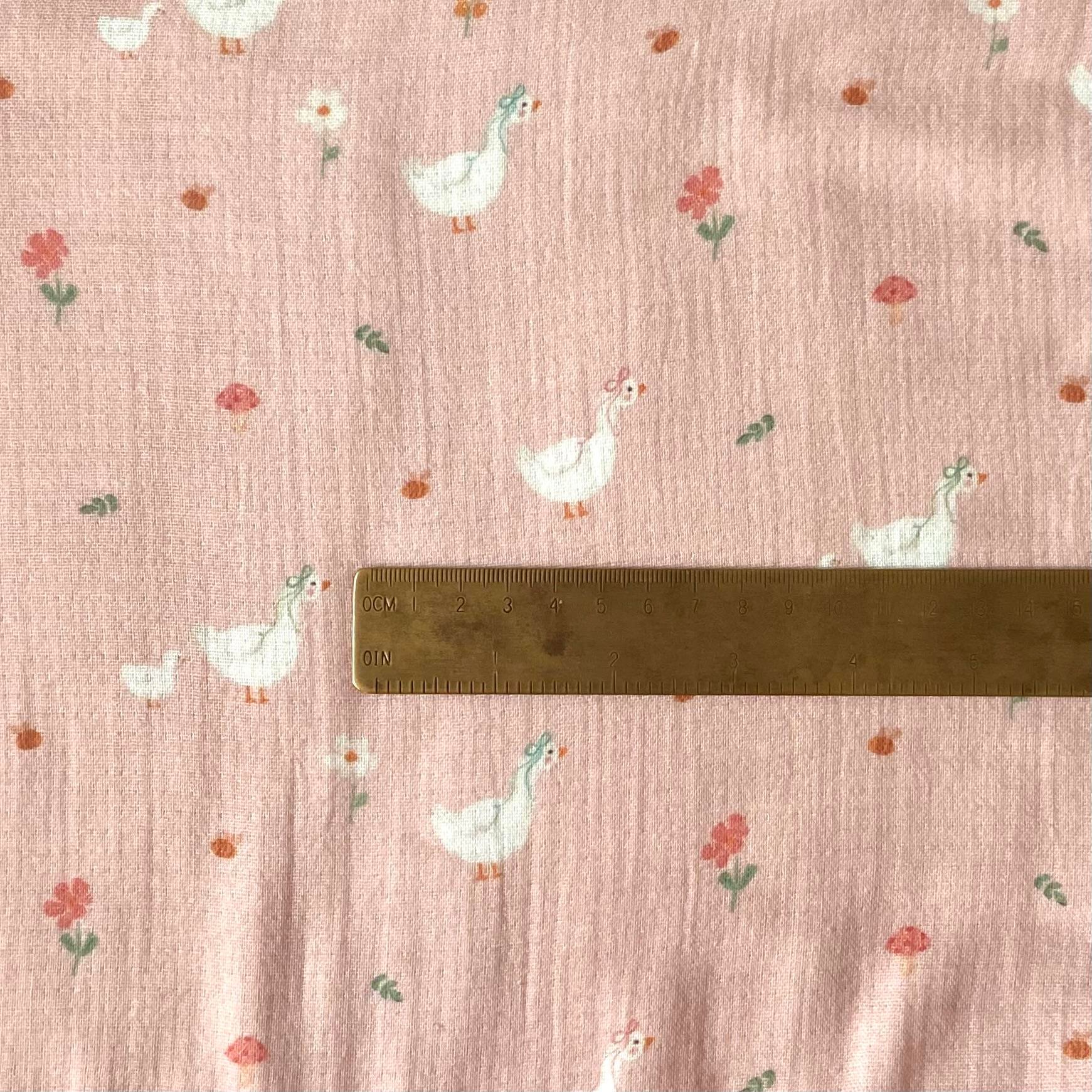 Ördek Hanım - Pembe Müslin Kumaş