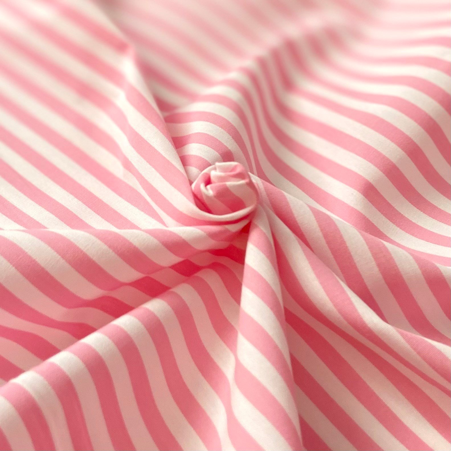 Pembe Çizgili Poplin Kumaş