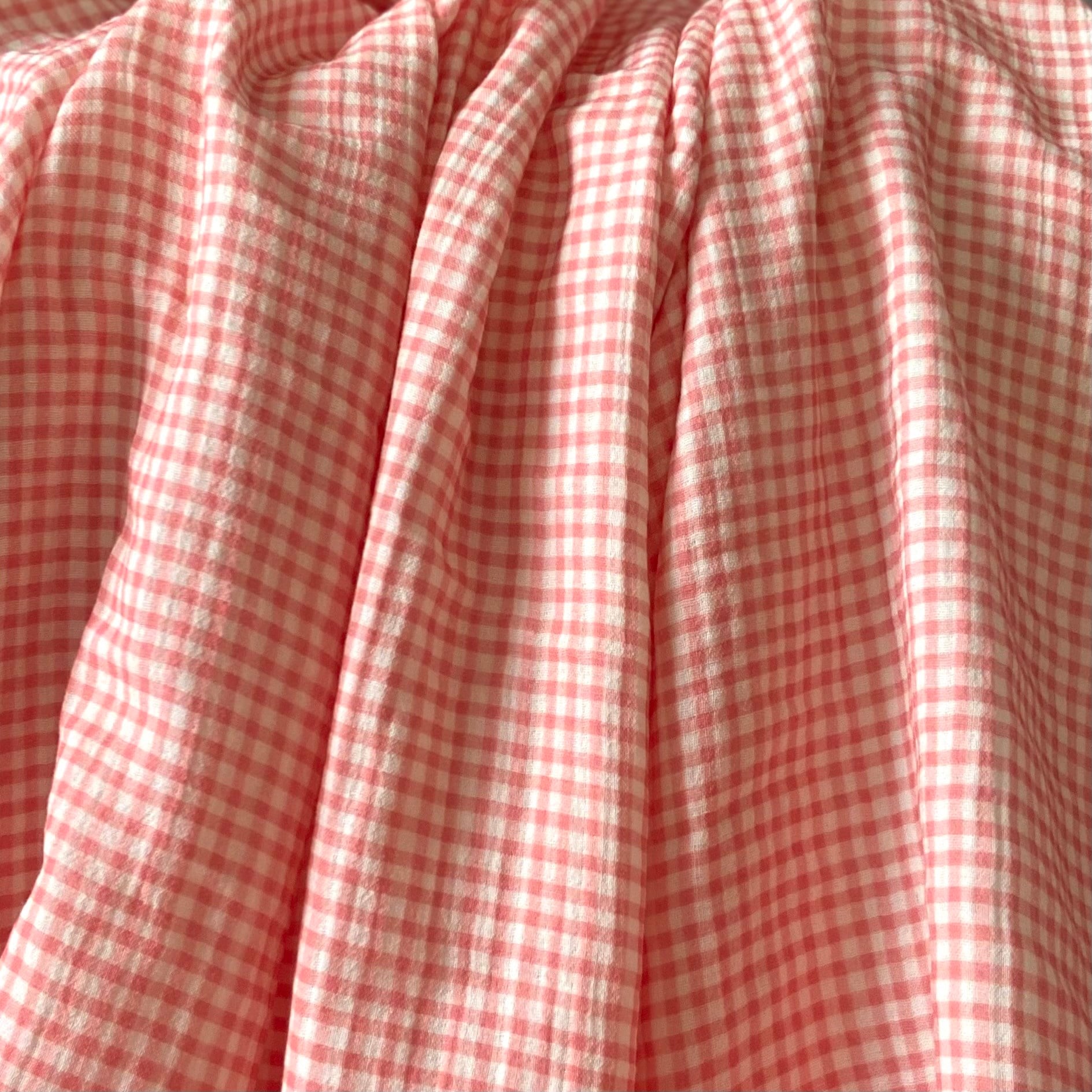 Pembe Pötikare Müslin Kumaş
