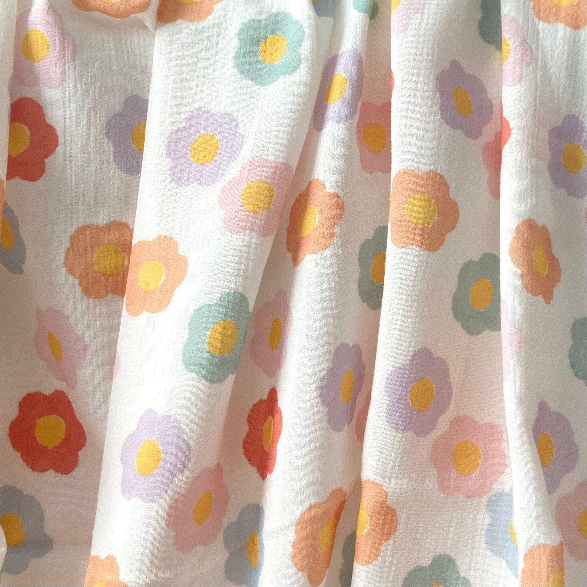 Retro Pastels - Daisies Müslin Kumaş