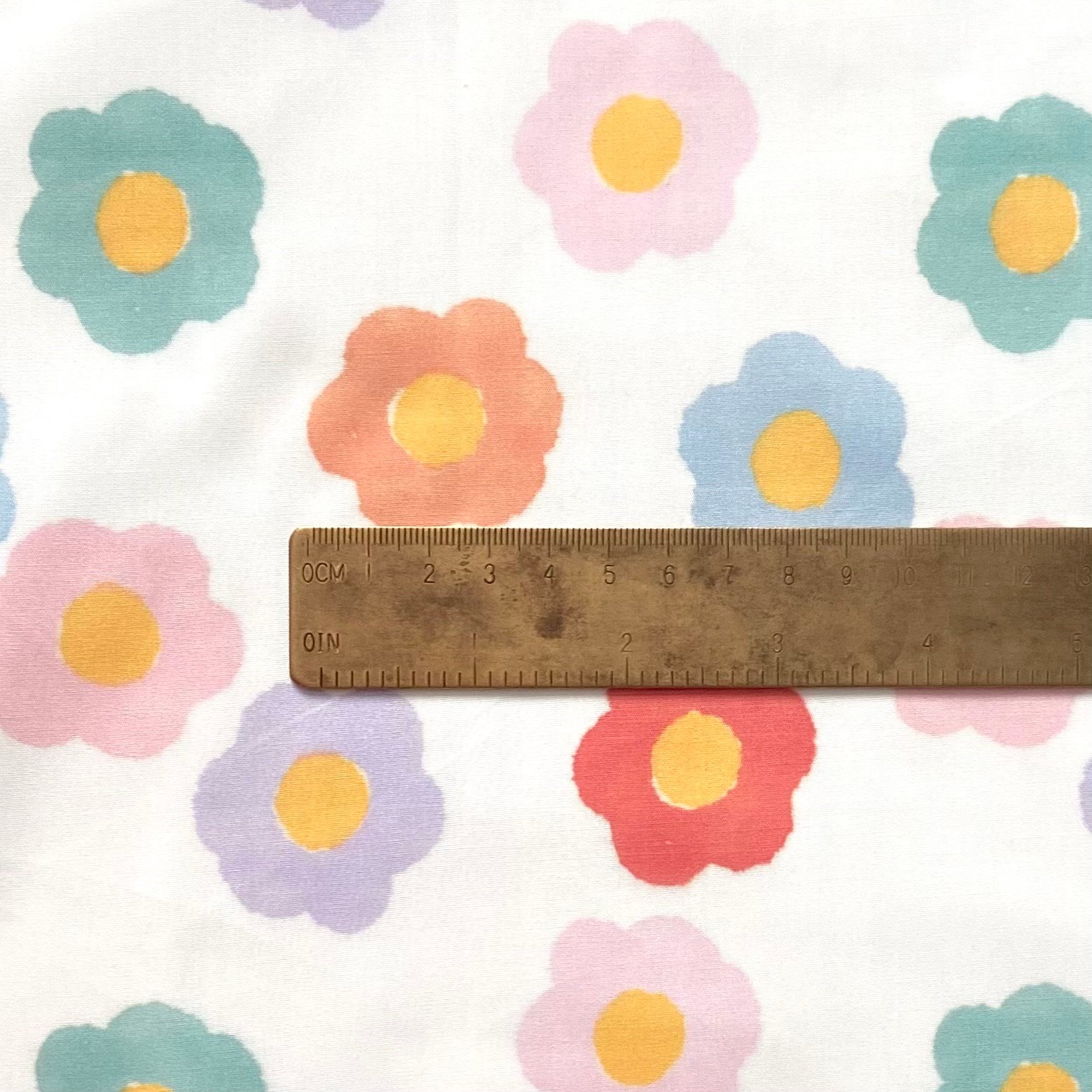 Retro Pastels - Daisies Poplin Kumaş