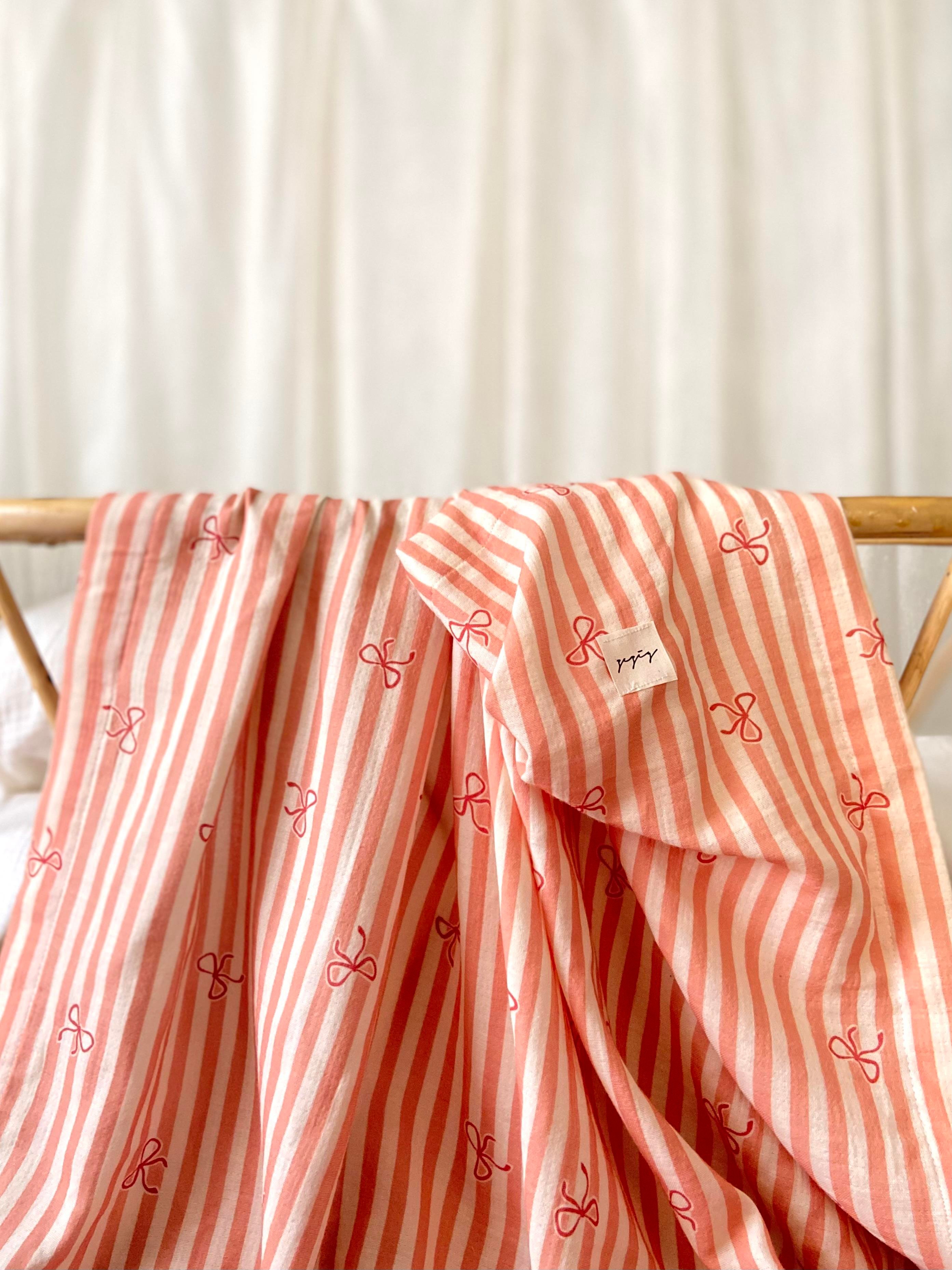 Zezig Bows and Stripes Müslin Örtü