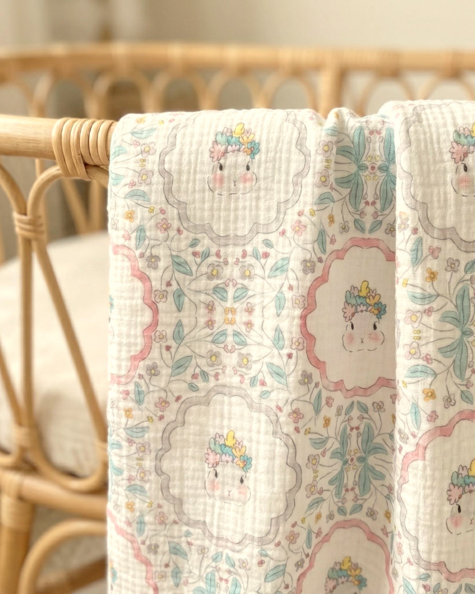 Zezig Lady Rabbit Muslin Blanket