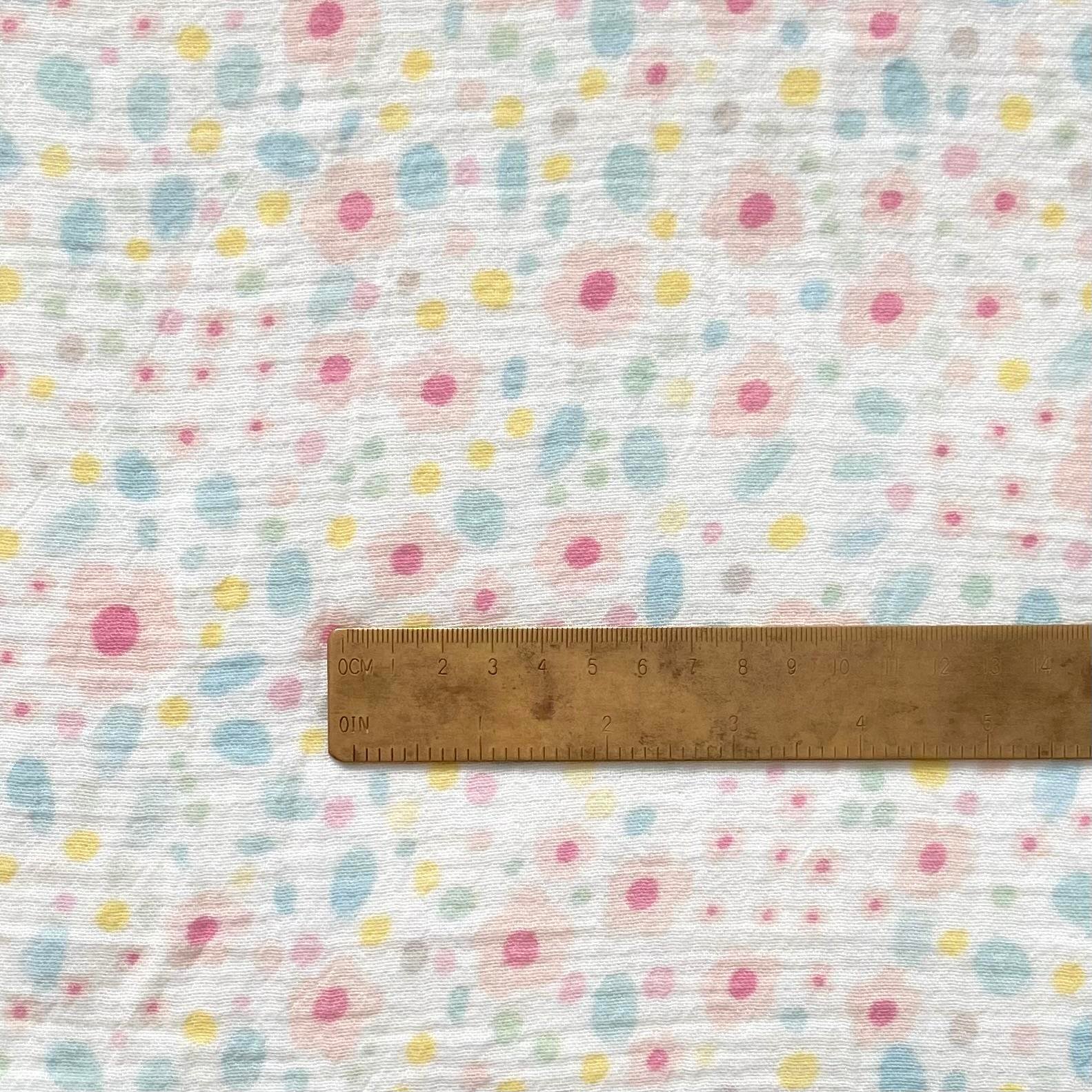 Zezig Pink Daisy Müslin Kumaş