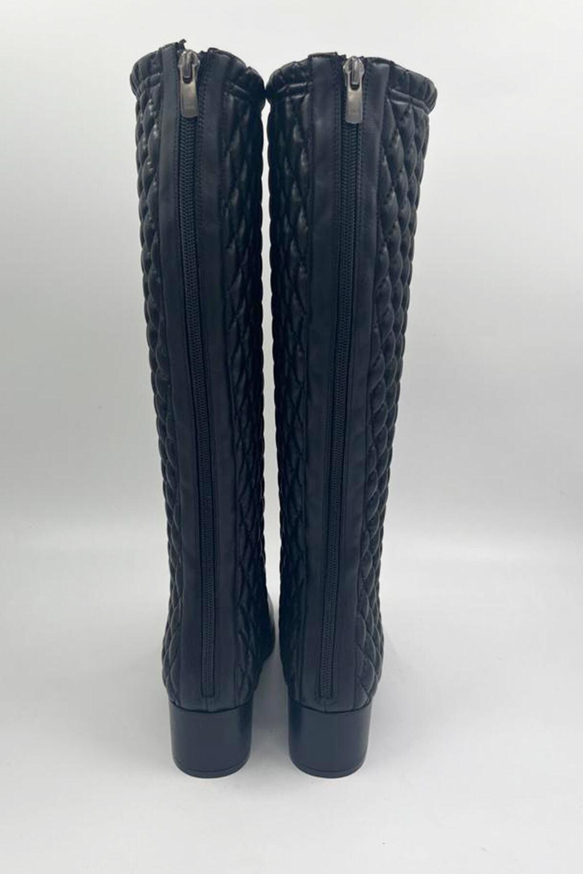 Kadın Deri Çizme Kapitoneli Siyah