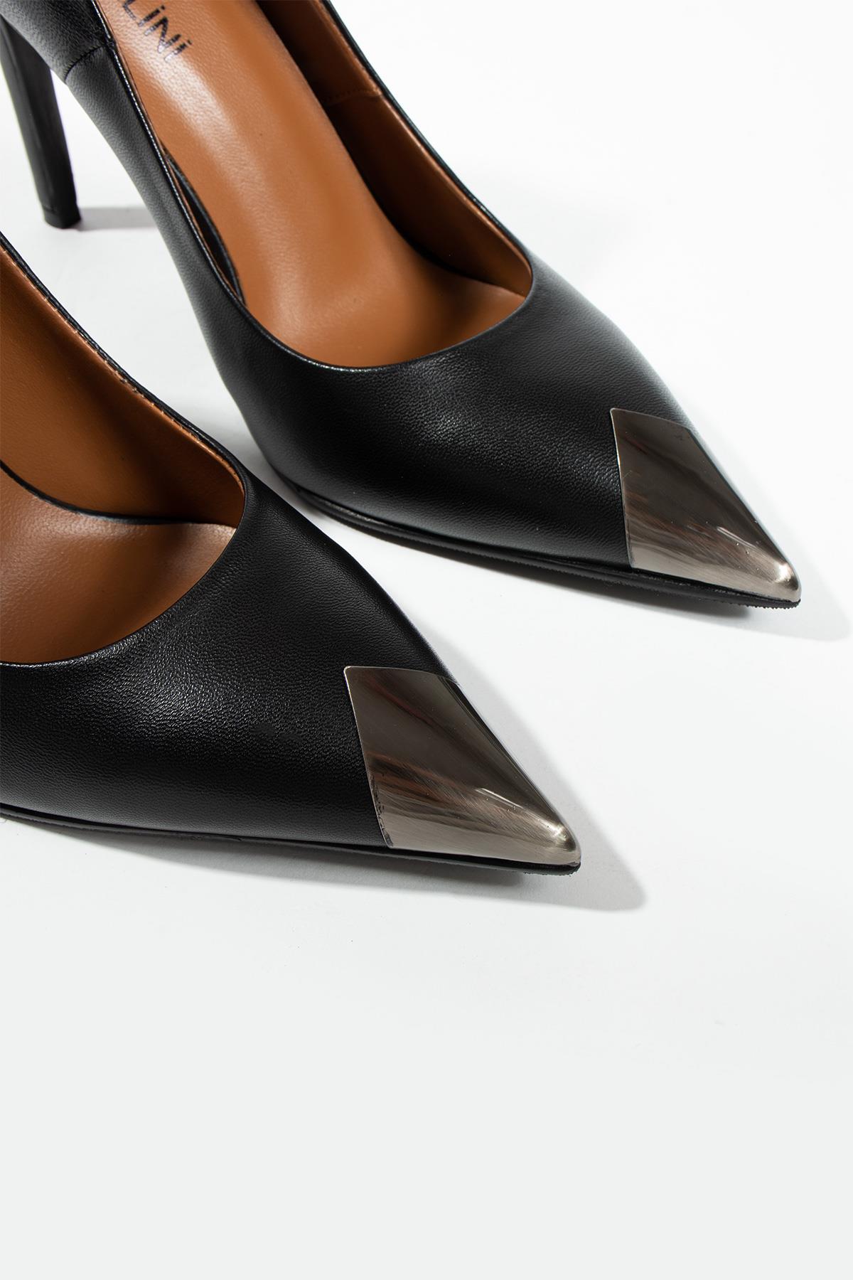 Kadın Deri Stiletto Burun Detaylı Siyah