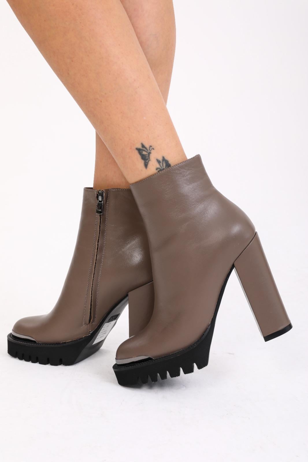 Kadın Hakiki Deri Platformlu Bot Vizon