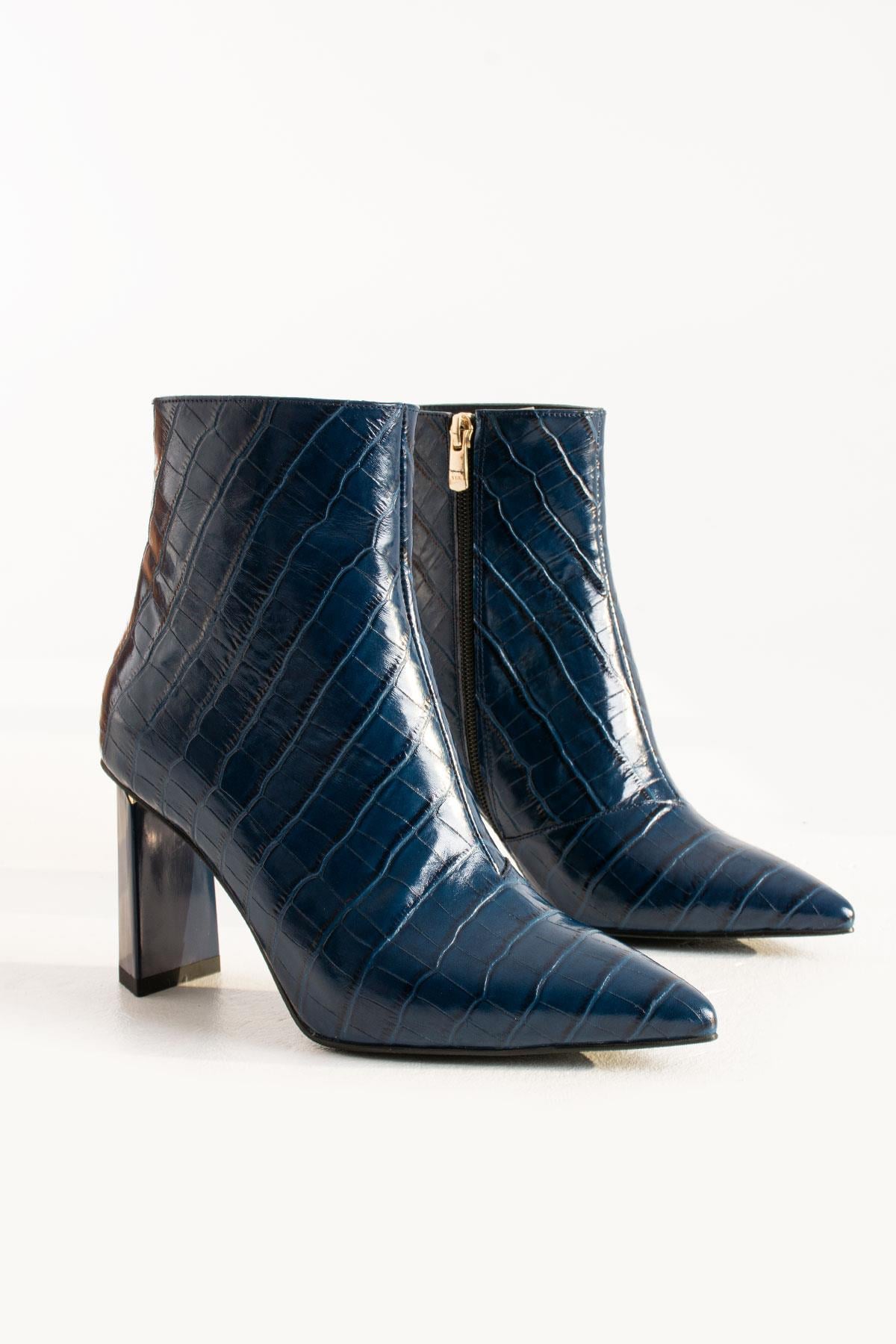 Kadın Hakiki Deri Topuklu Bot Lacivert