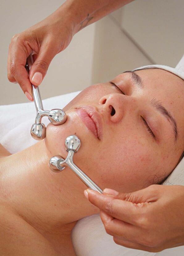 72k Face Massage Roller