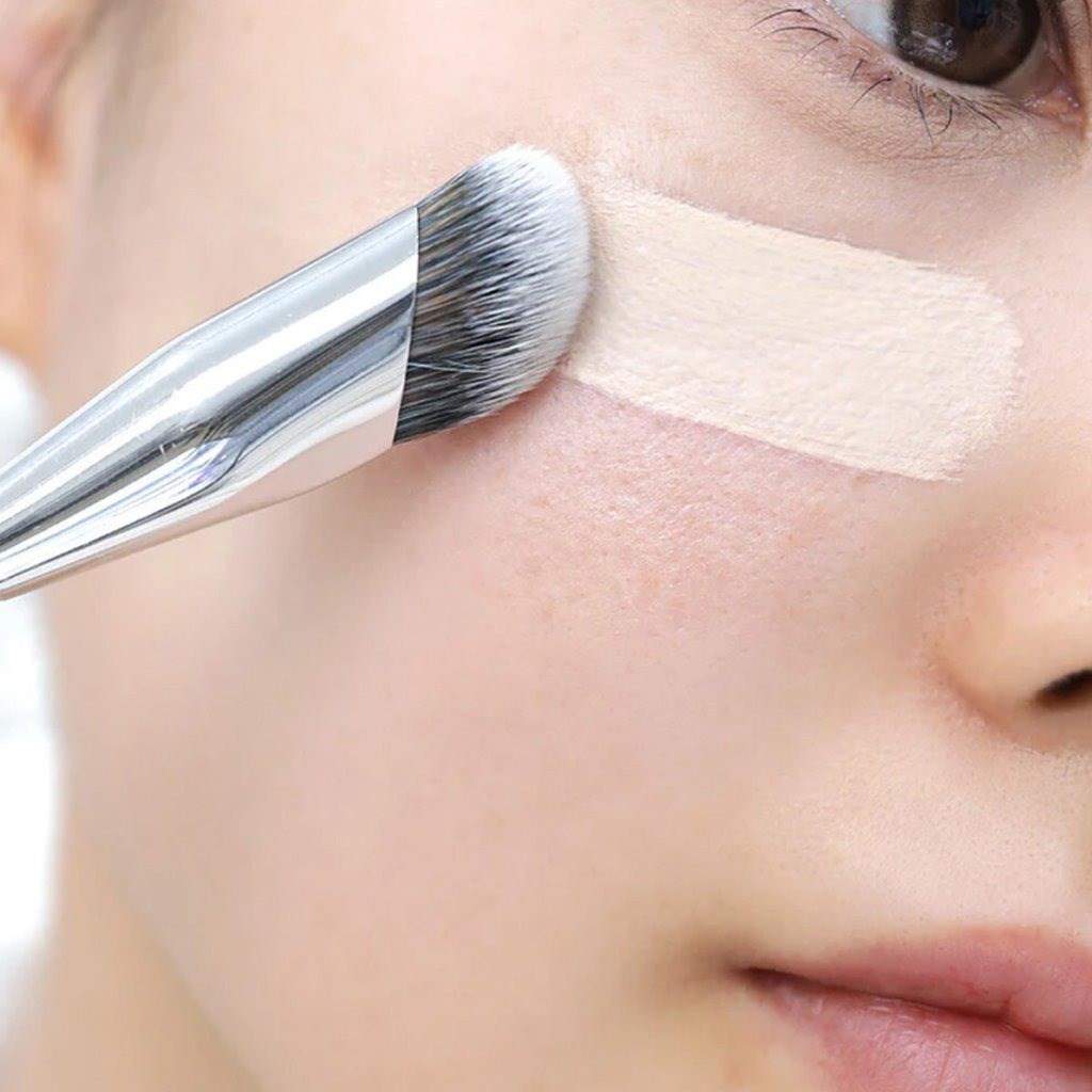 Fillimilli Corrector Brush - Anatomik Kapatıcı Fırça