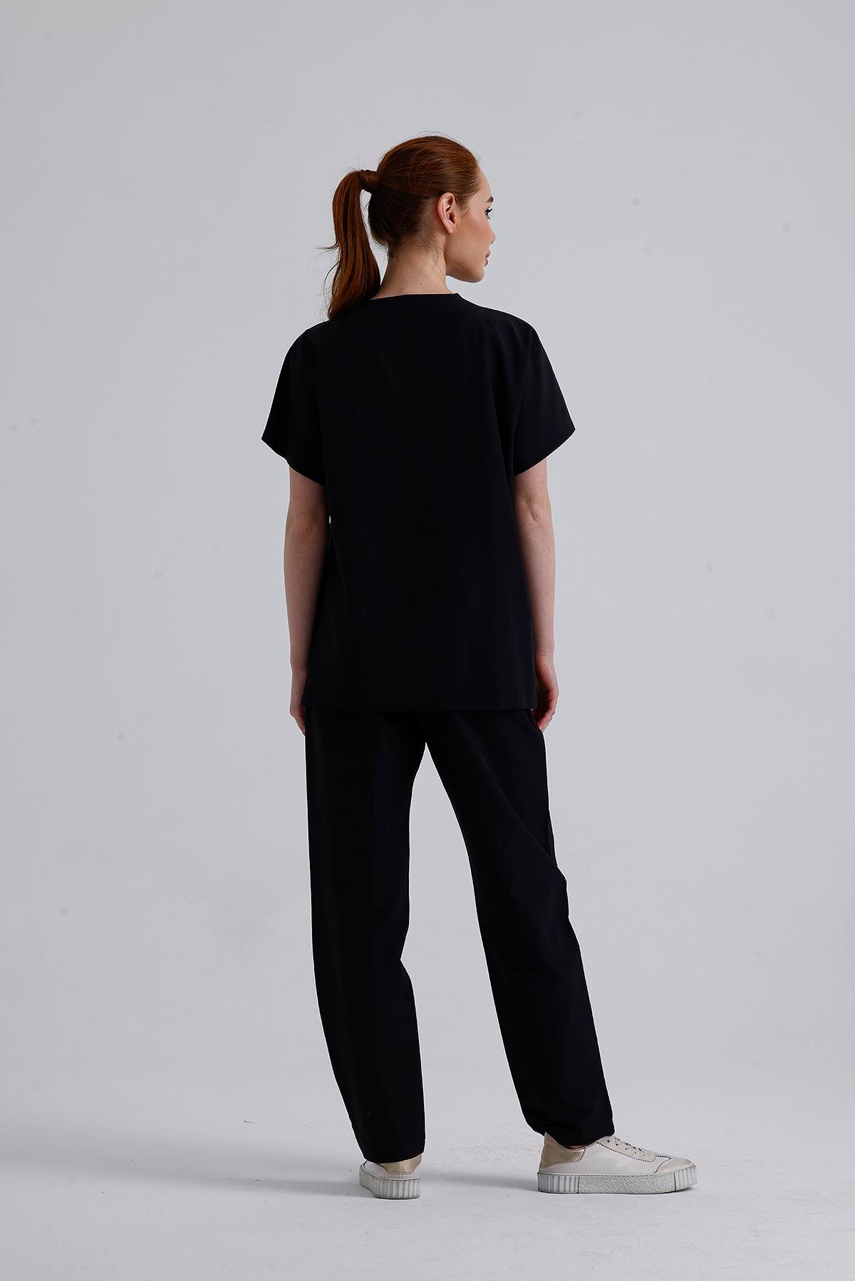 Snow Form Medical Apparel Üniforma Siyah Likralı Unisex Yarasa Kol Hemşire Ve Doktor Forması Takımı Scrubs