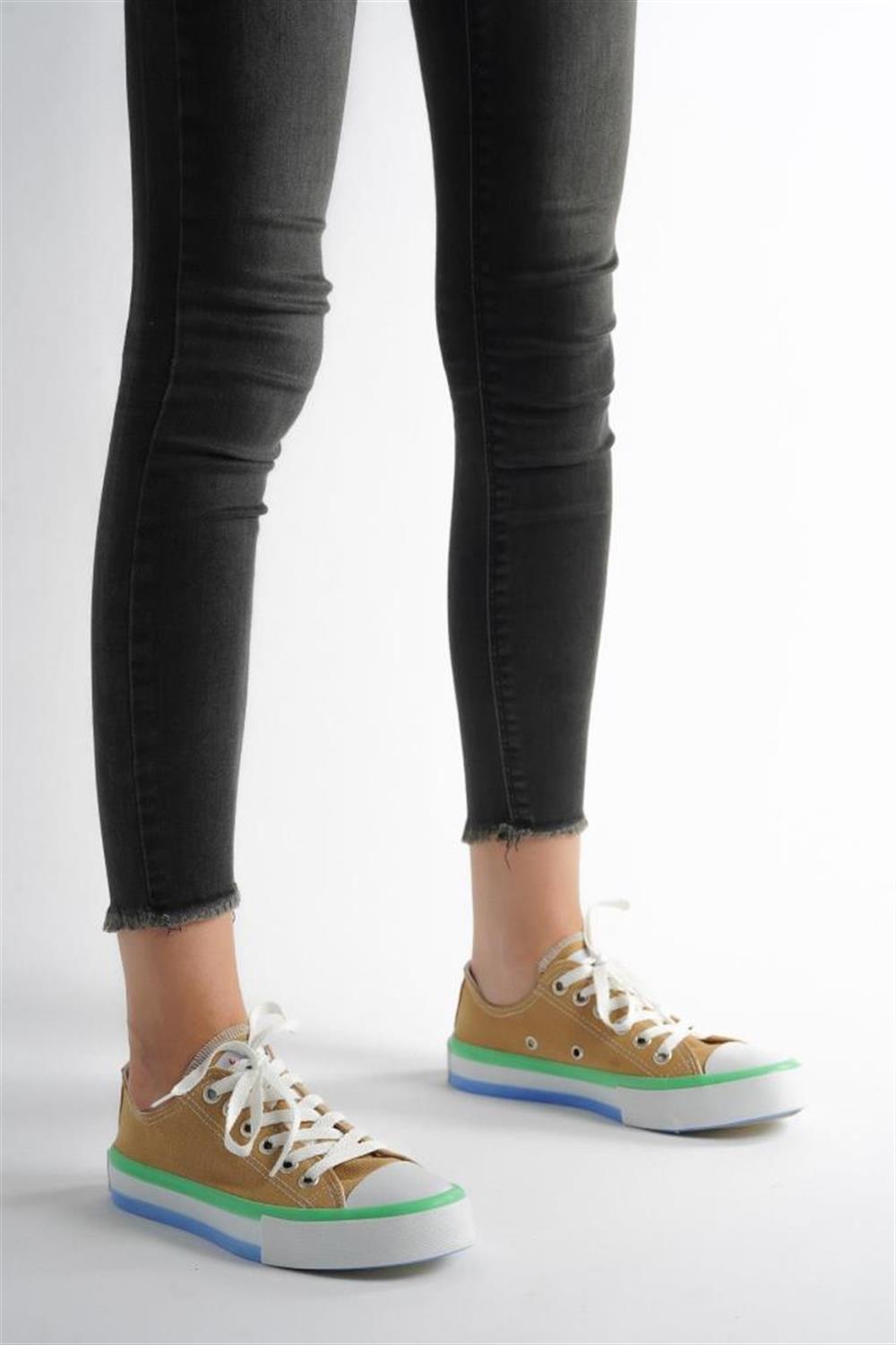 BAYAN HARDAL RENKLİ KETEN AYAKKABI