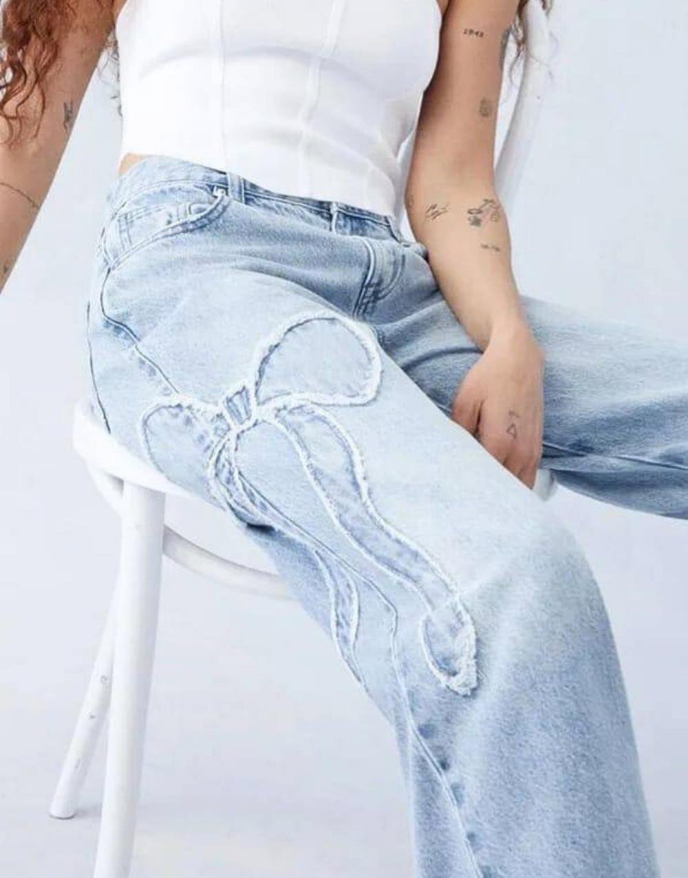 Bear Kadın Baggy Bol Paça Kelebekli Kot PantolonBear Kadın Baggy Bol Paça Kelebekli Kot Pantolon