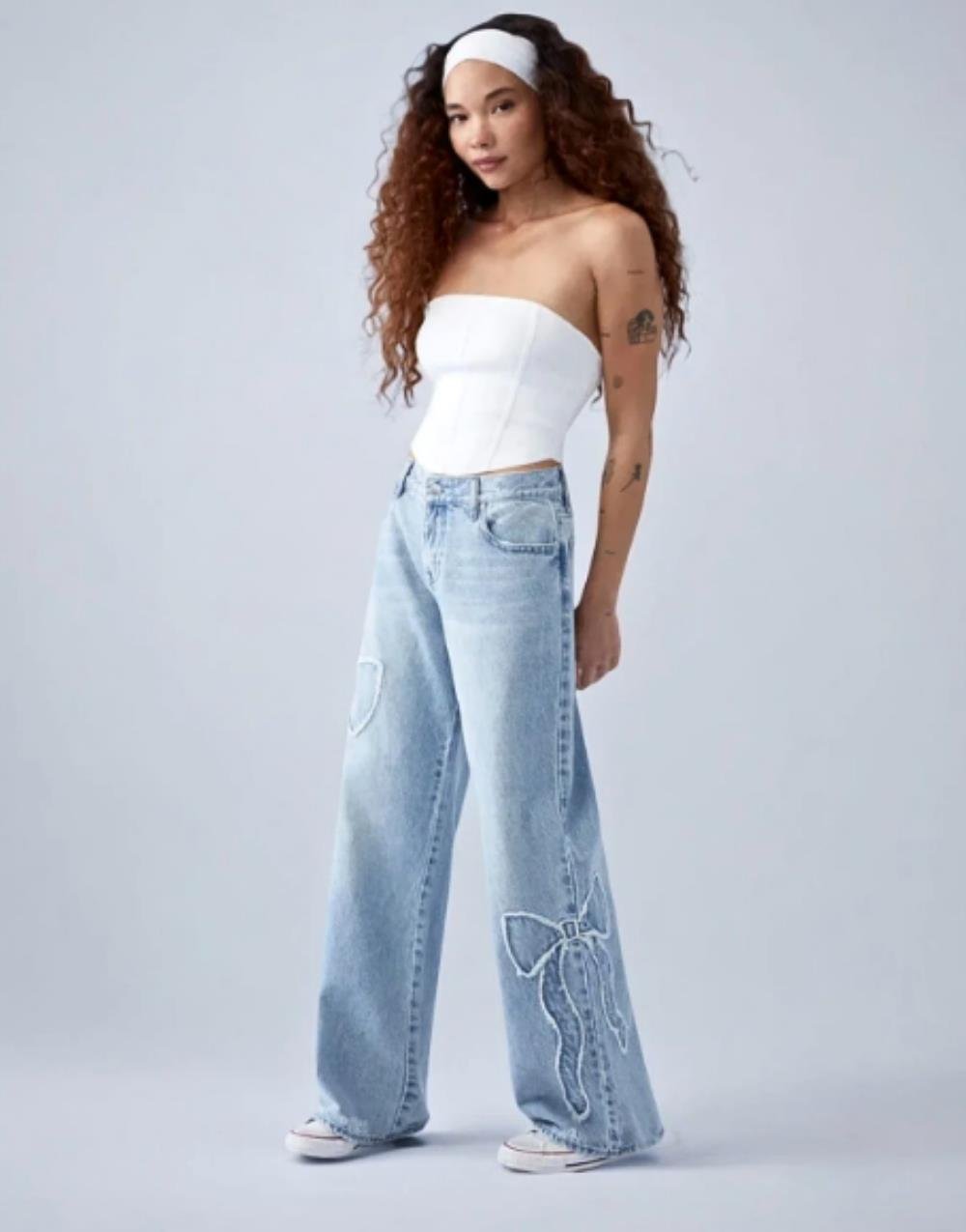 Bear Kadın Baggy Bol Paça Kelebekli Kot PantolonBear Kadın Baggy Bol Paça Kelebekli Kot Pantolon