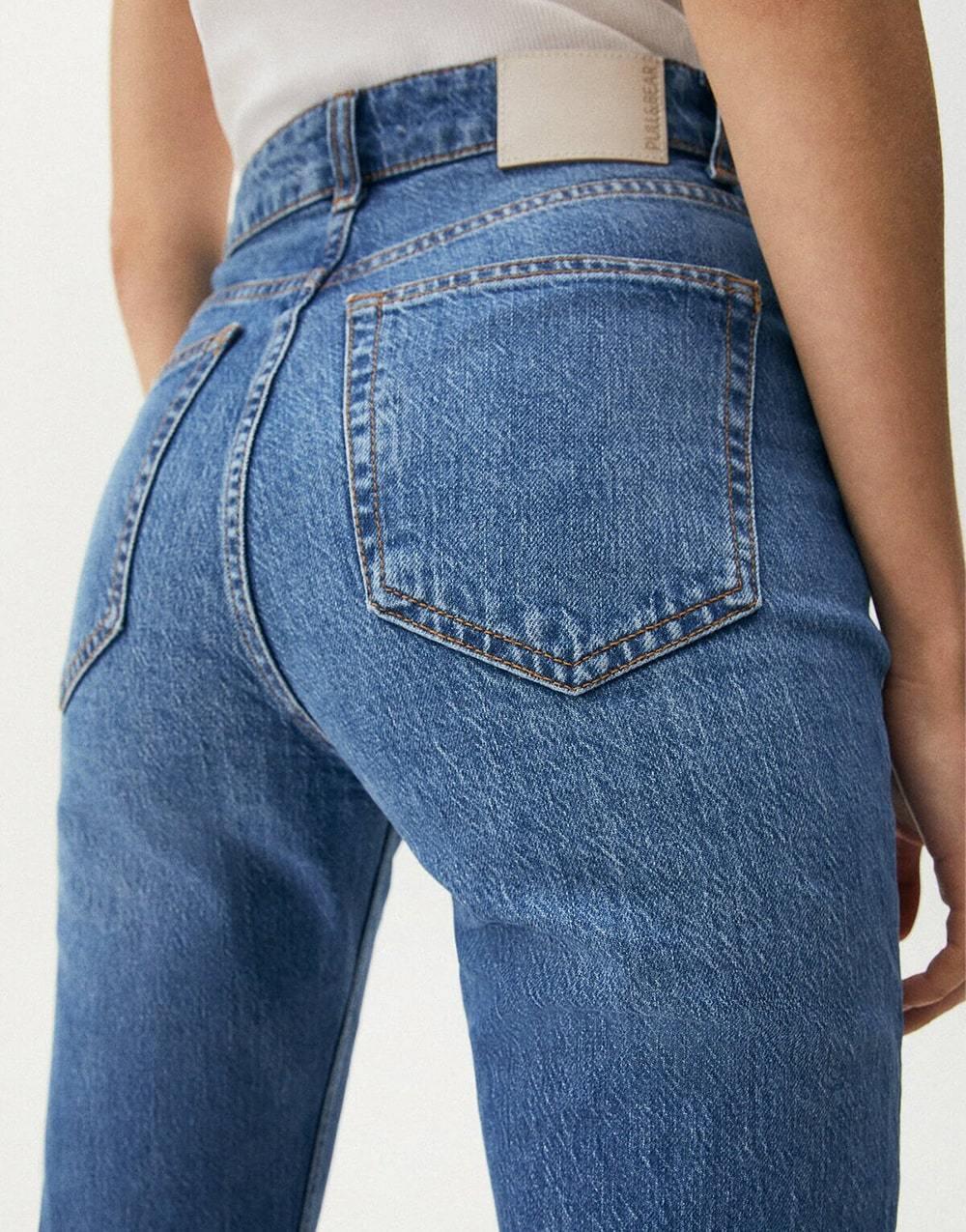 Bear Yırtık Detaylı Ispanyol Paça Comfort Fit Kadın JeanBear Yırtık Detaylı Ispanyol Paça Comfort Fit Kadın Jean