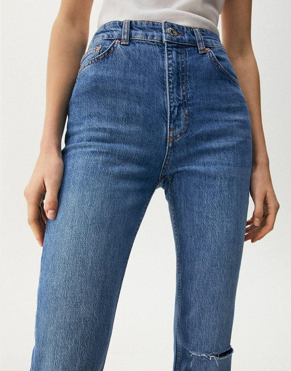 Bear Yırtık Detaylı Ispanyol Paça Comfort Fit Kadın JeanBear Yırtık Detaylı Ispanyol Paça Comfort Fit Kadın Jean