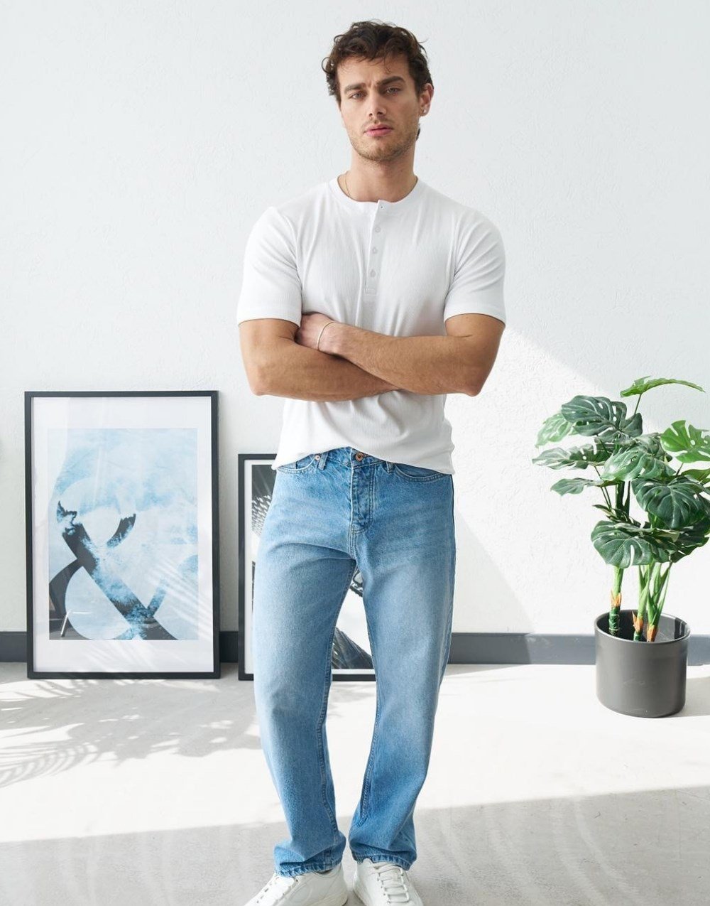 Erkek Beyaz Fitilli Henley Yaka Basic TişörtErkek Beyaz Fitilli Henley Yaka Basic Tişört