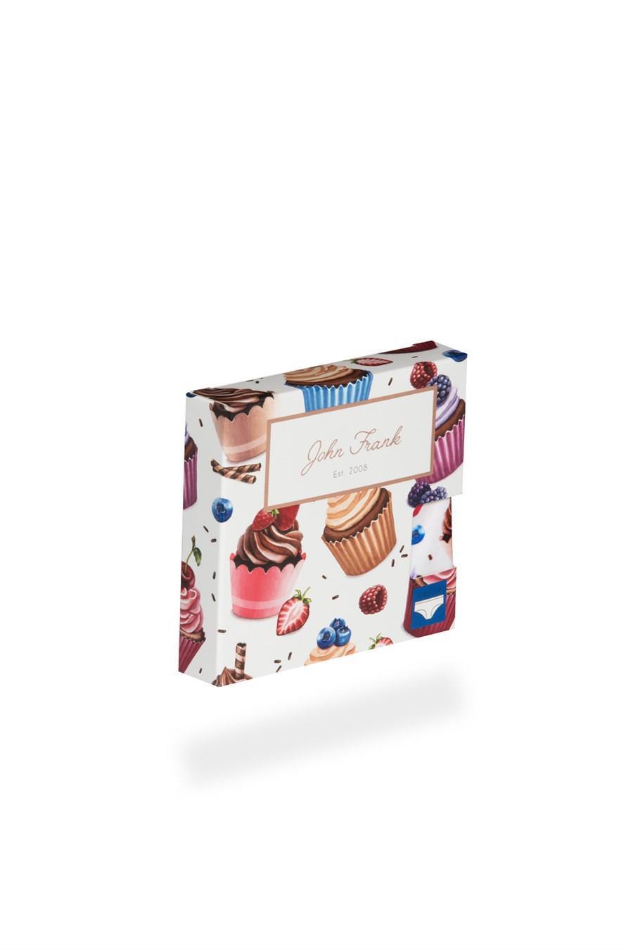 John Frank Identity Bayan Hipster-Berrycake