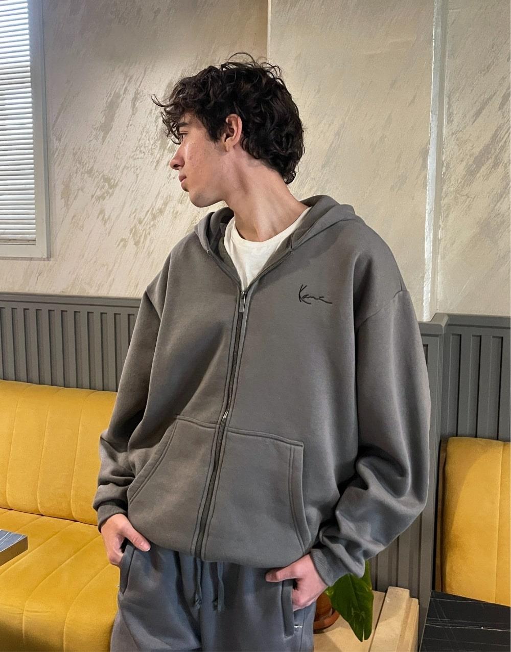 Karl Kani Oversize Zip Sweatshirt HoodieKarl Kani Oversize Zip Sweatshirt Hoodie