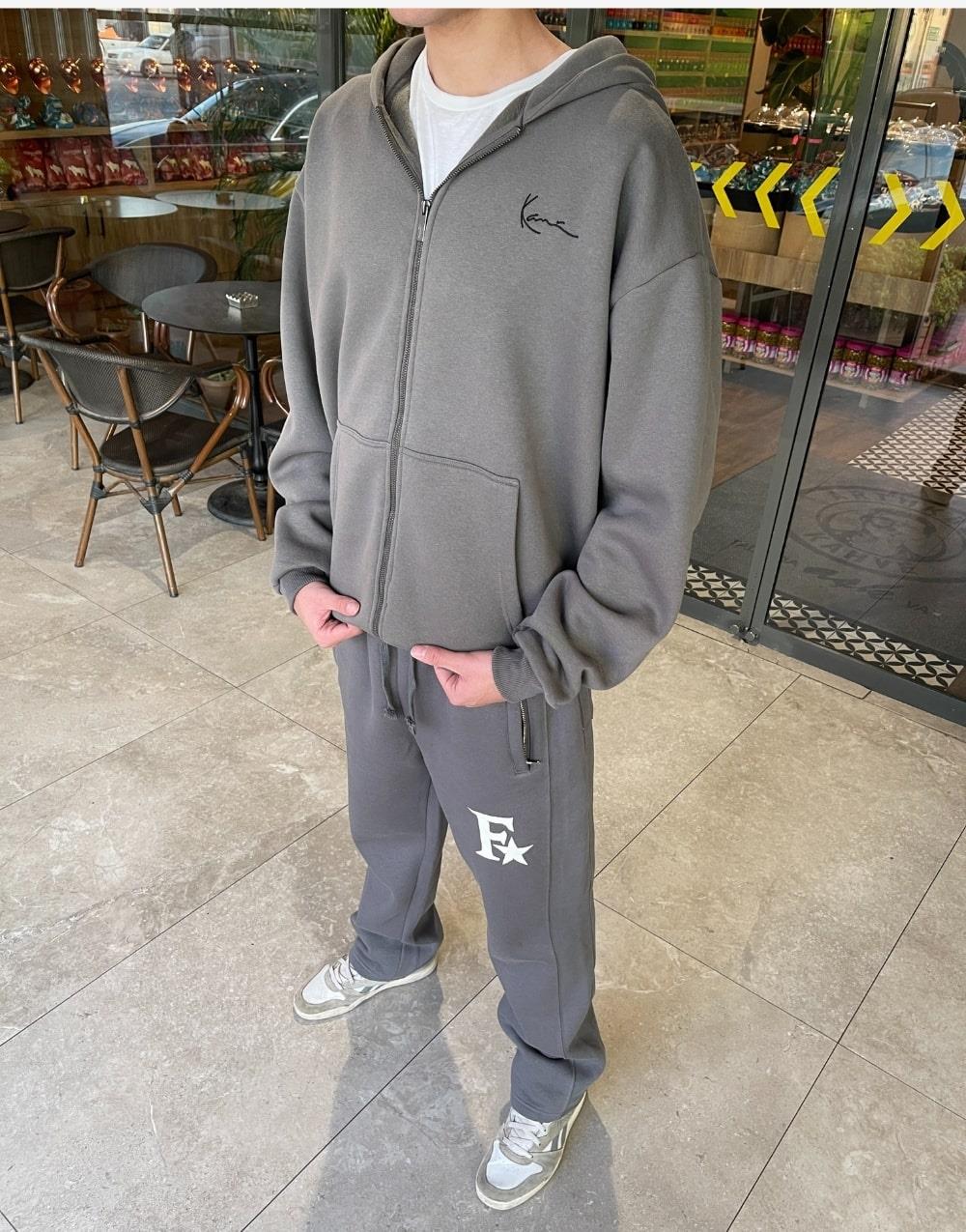 Karl Kani Oversize Zip Sweatshirt HoodieKarl Kani Oversize Zip Sweatshirt Hoodie