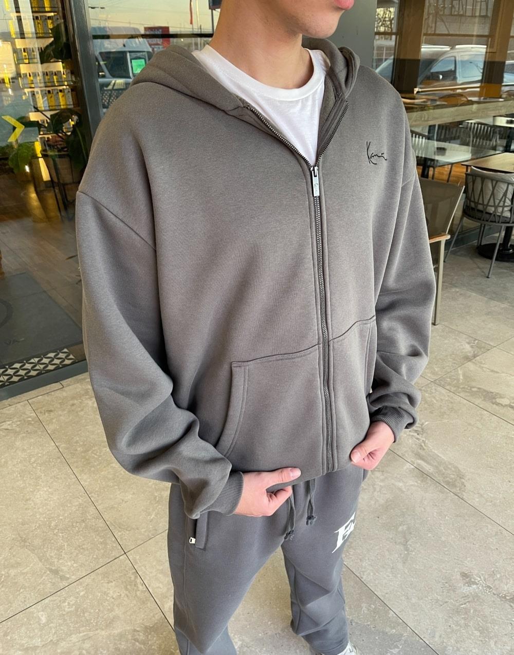 Karl Kani Oversize Zip Sweatshirt HoodieKarl Kani Oversize Zip Sweatshirt Hoodie