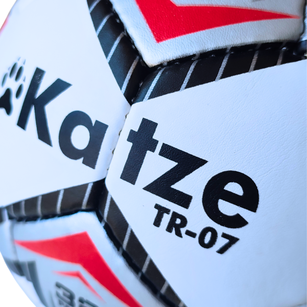 Katze TR - 07 El Dikişli Sert Zemin Futbol Topu 