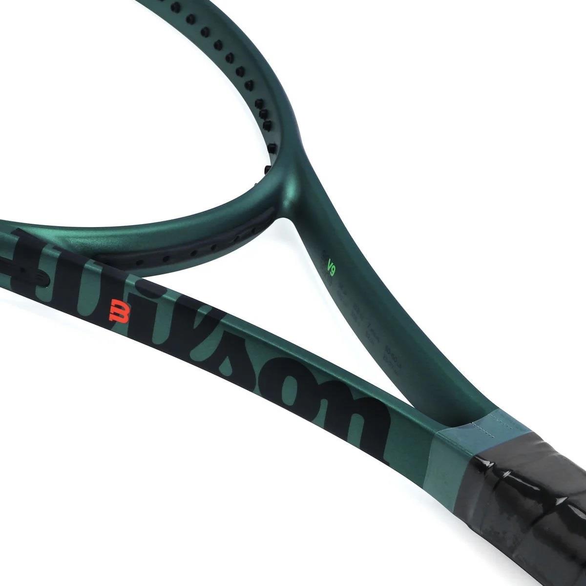 Wilson Blade 98 18x20 V9 Tenis Raketi 305 Gr.