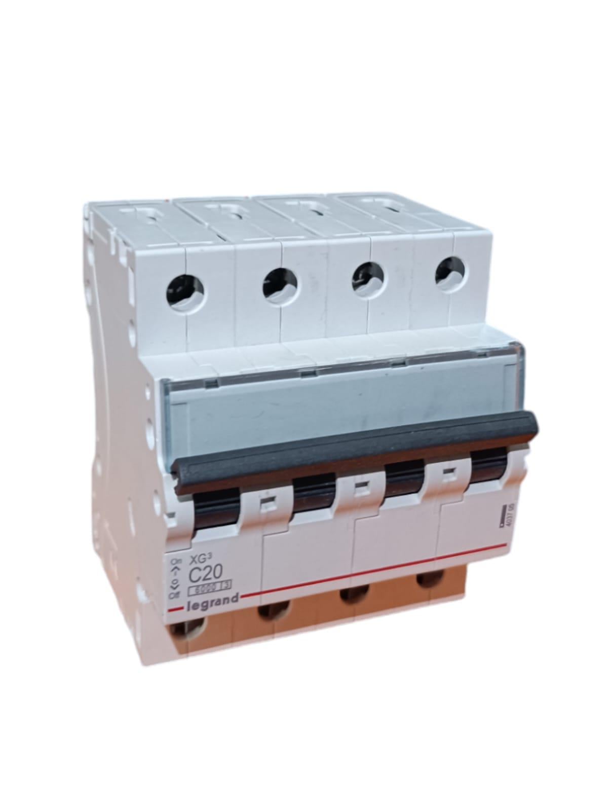 20 AP C TİPİ 4 KUTUP X6 OTOMAT LEGRAND