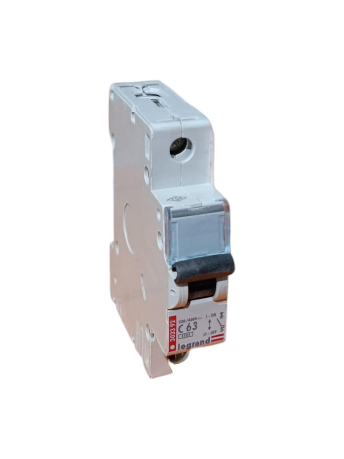 63 AP C TİPİ 1 KUTUP X6 OTOMAT LEGRAND