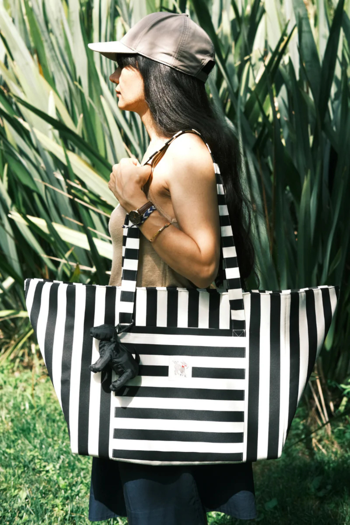 St. Pia Mat-in-a-Bag Çanta + Yer Minderi Black Stripes 