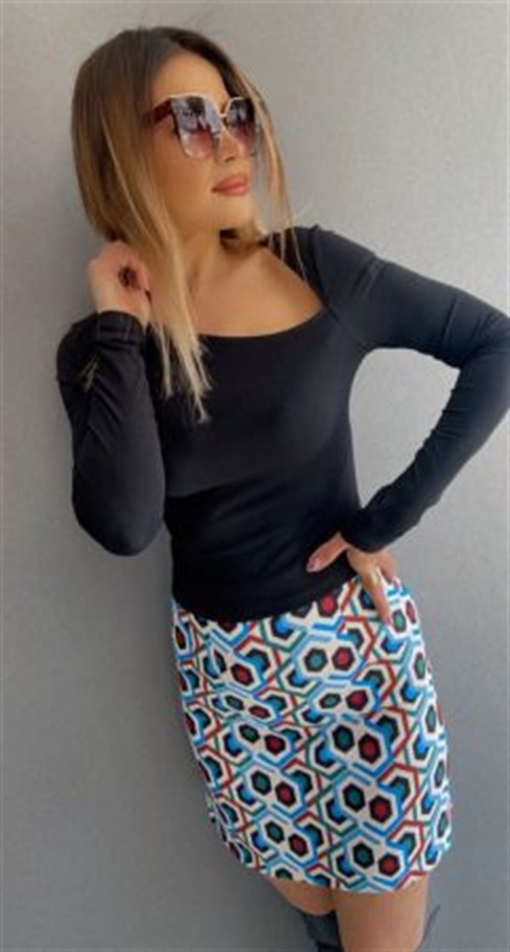 ASİMETRİK  SİYAH BLUZ