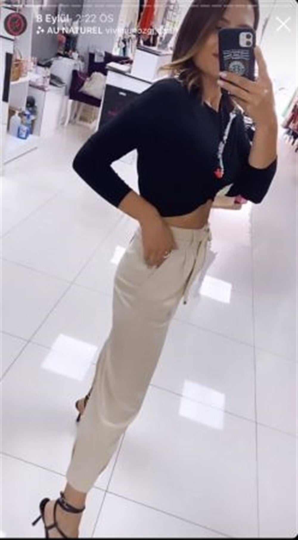 BEJ KEMERLİ RUJ PANTOLON
