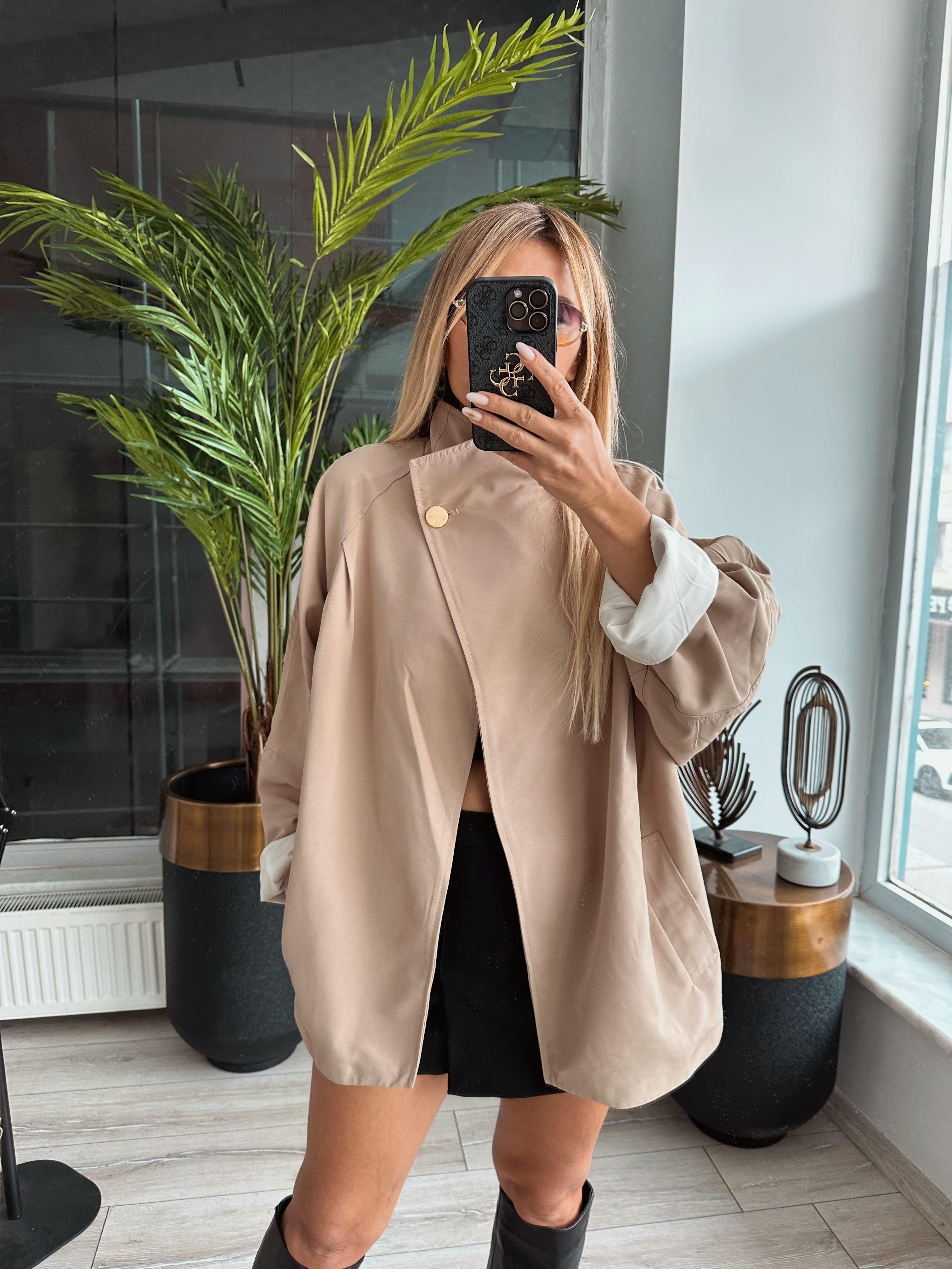 Bej Oversize Kısa Trençkot