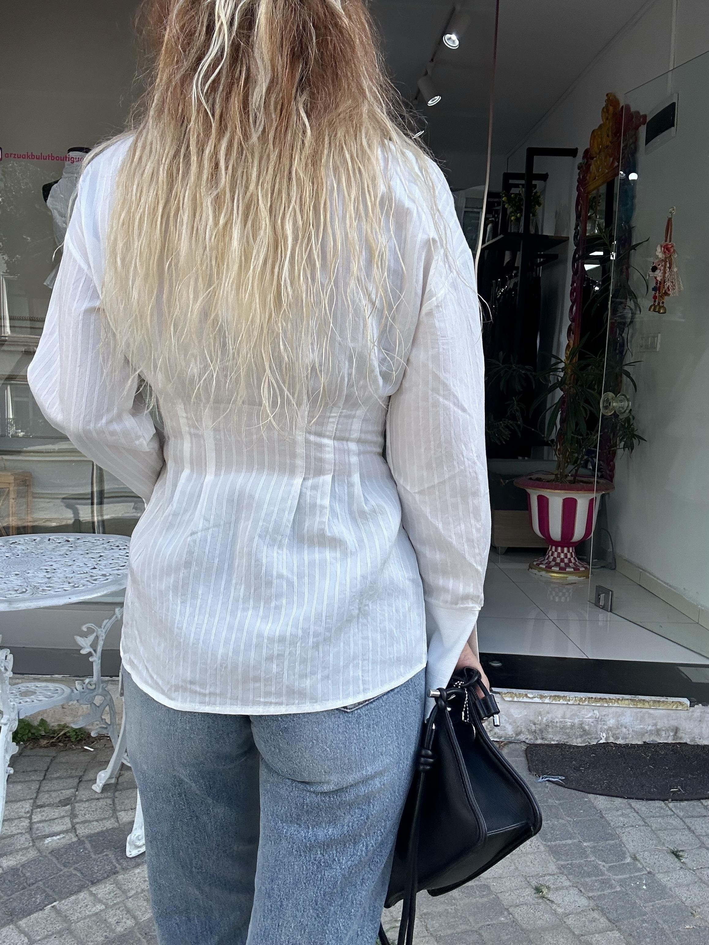 Bel Detay Gömlek